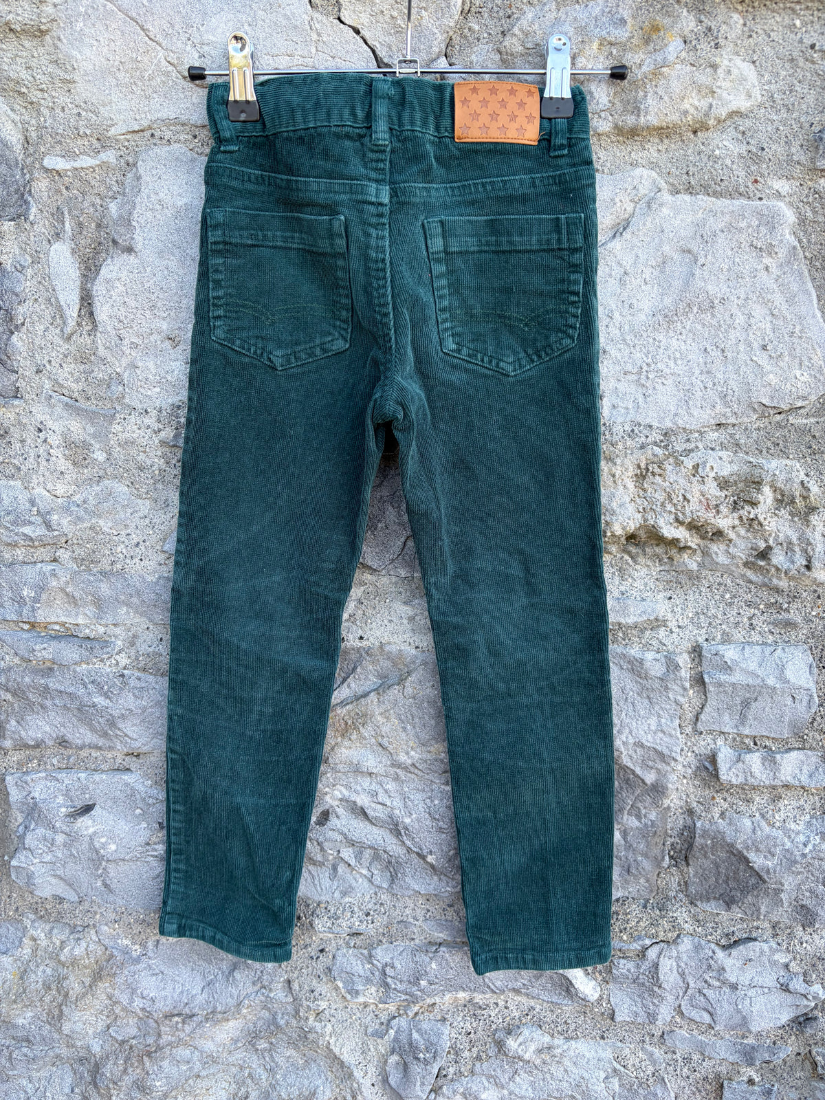 Forest green cords 5-6y (110-116cm)