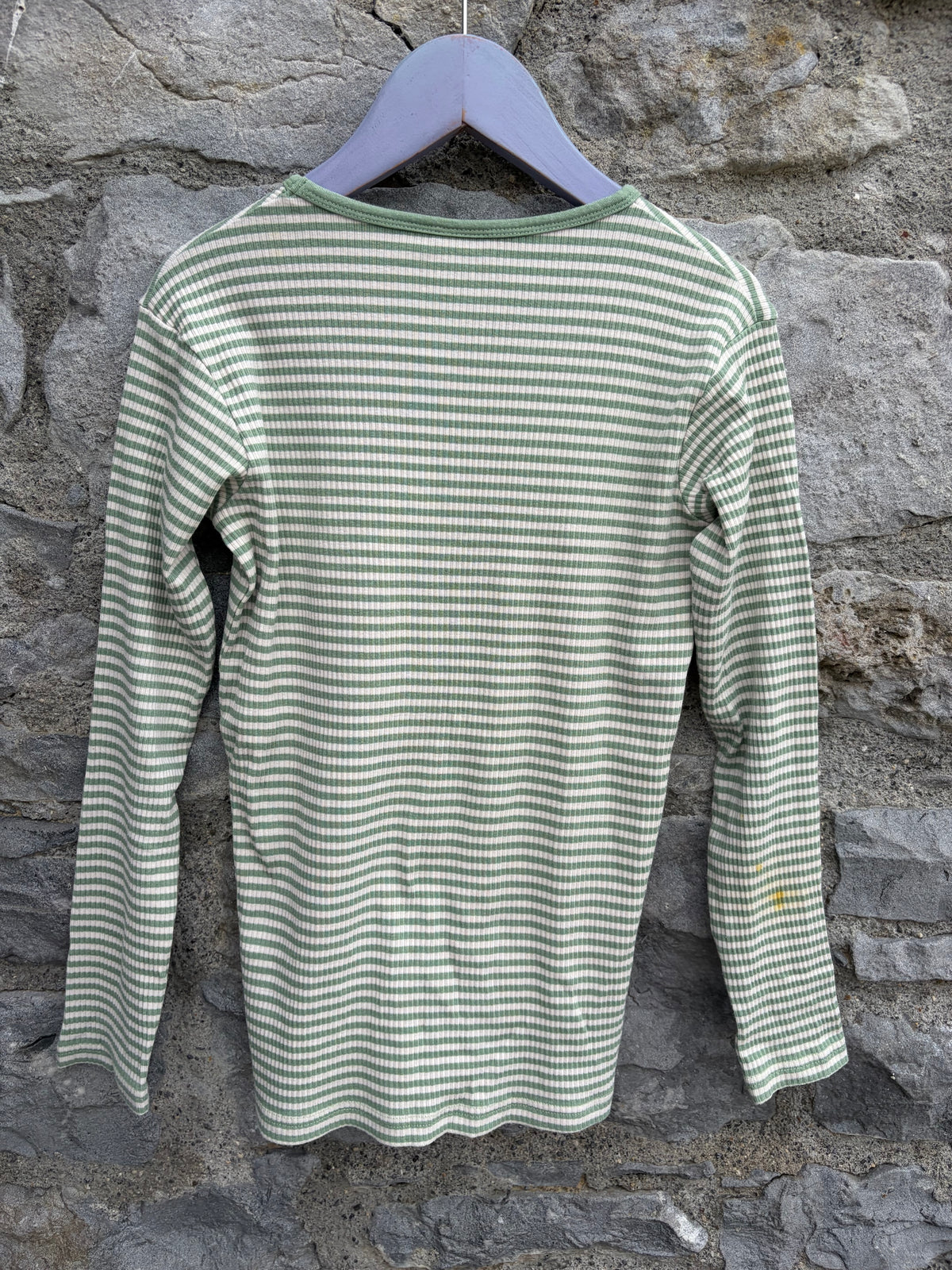 Green&cream stripy top 10-11y (140-146cm)