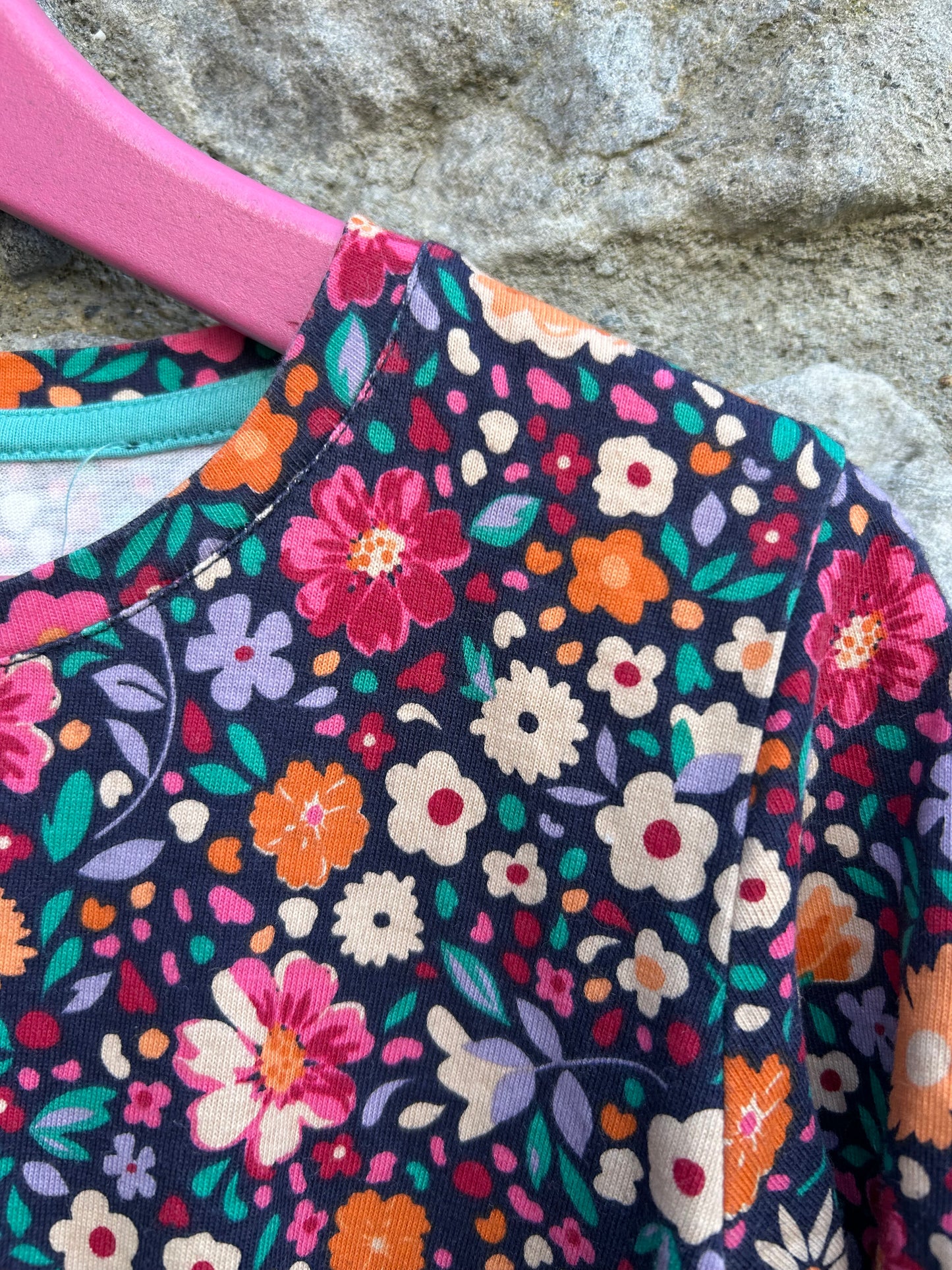 Colourful meadow flowers dress 9-10y (134-140cm)