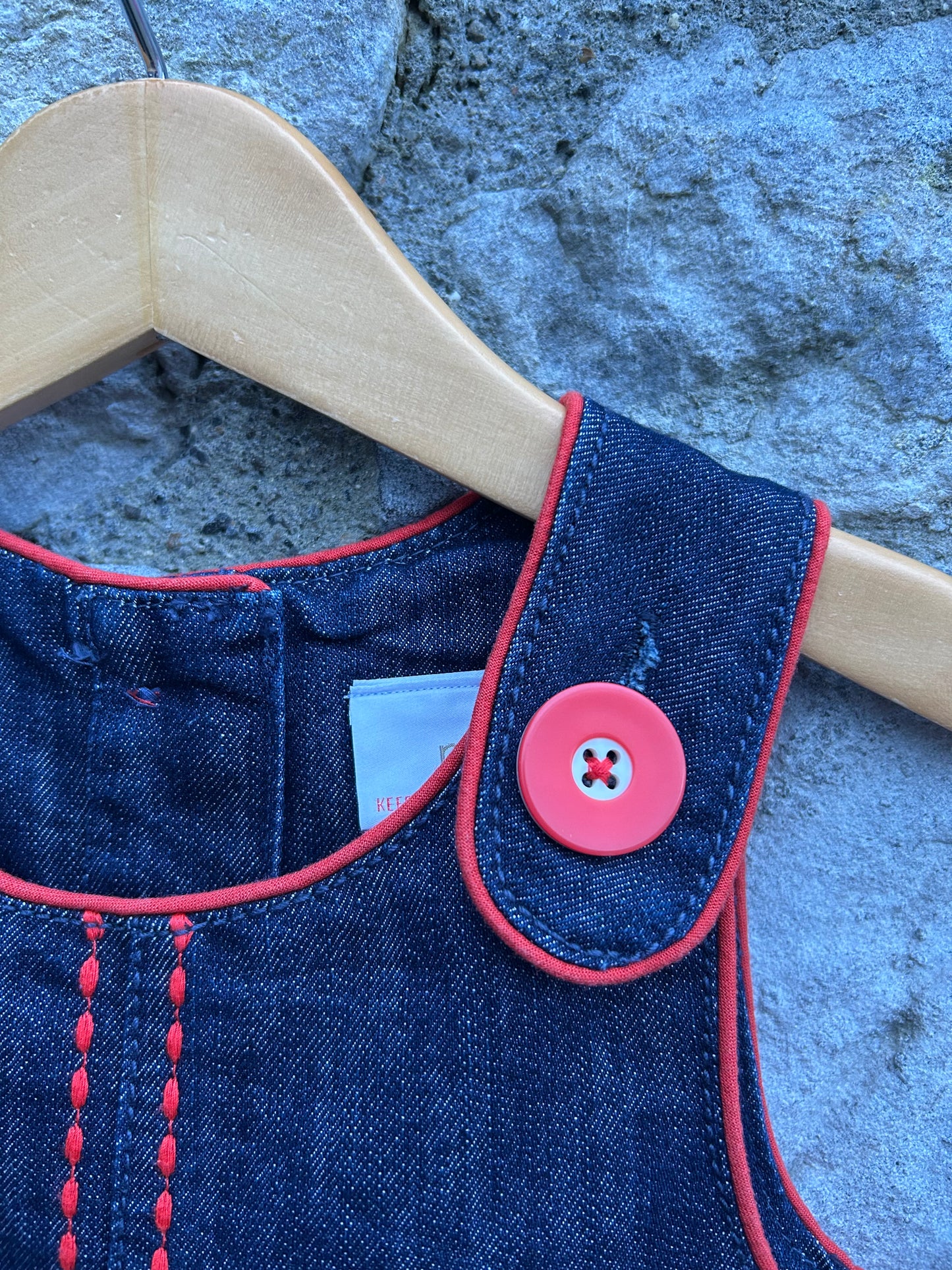 Navy denim pinafore 2-3y (92-98cm)
