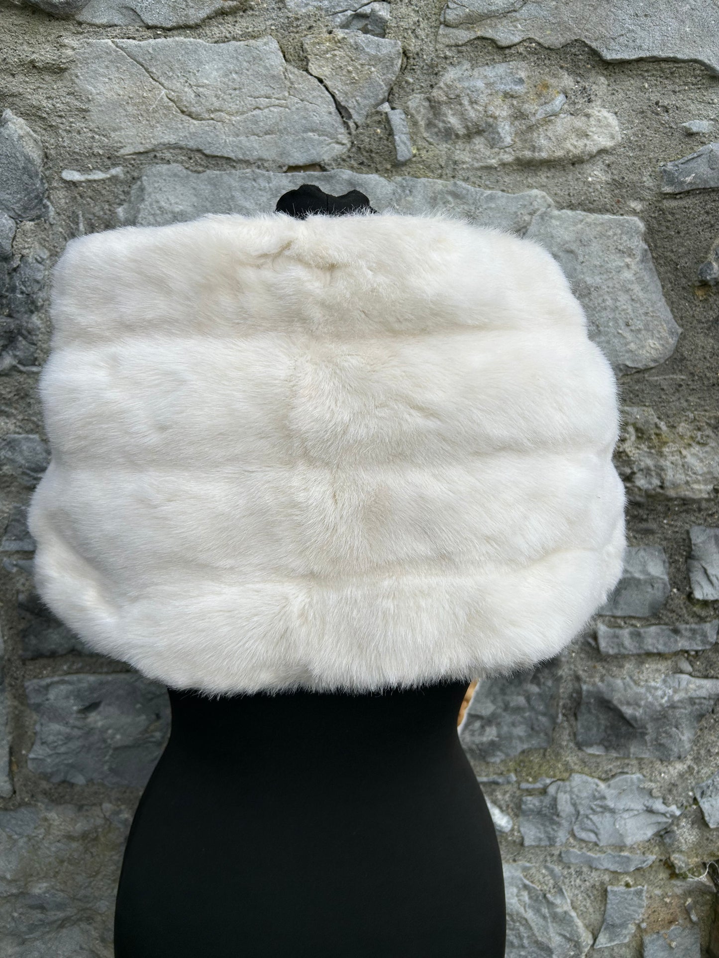 80s white faux fur wrap