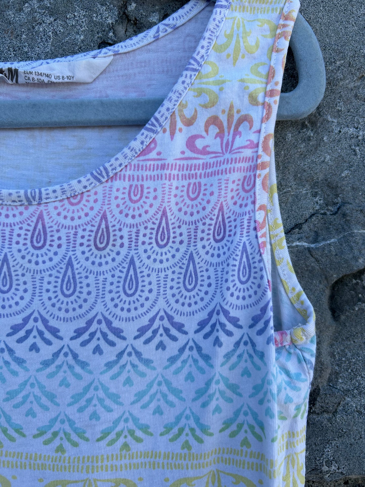 Rainbow geometric patterns dress 9-10y (134-140cm)