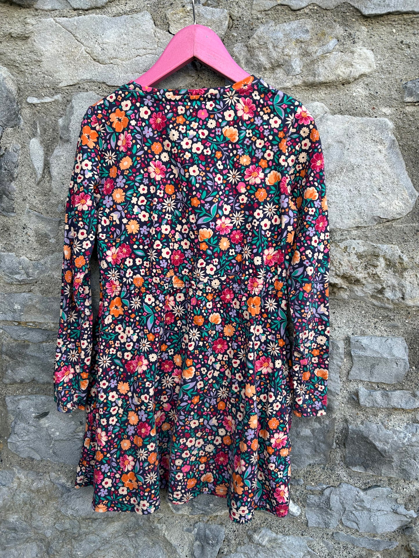 Colourful meadow flowers dress 9-10y (134-140cm)