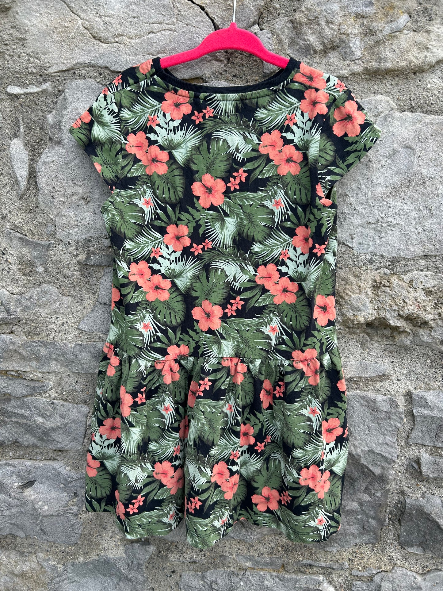 Tropical flowers black dress 6y (116cm)