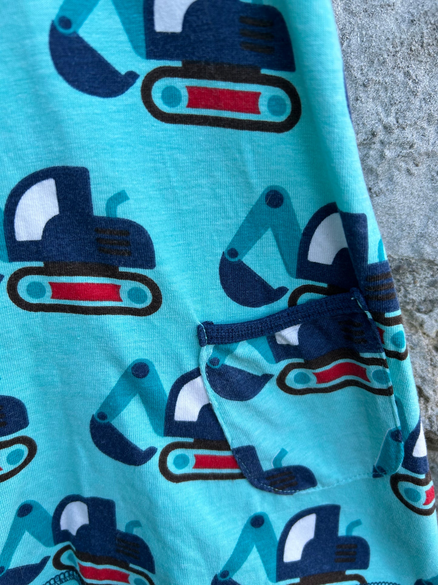 Diggers blue dress 9m (74cm)