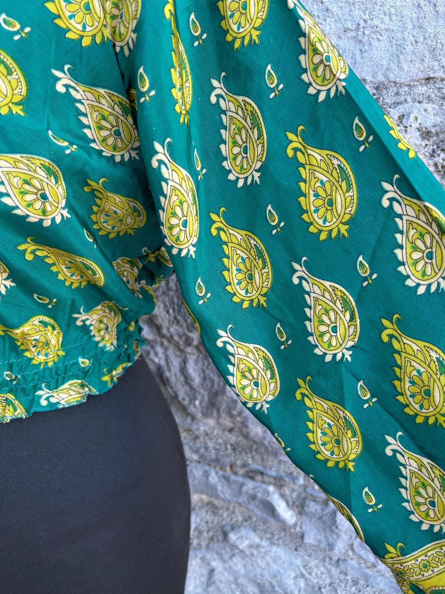 Green cropped top uk 8-10