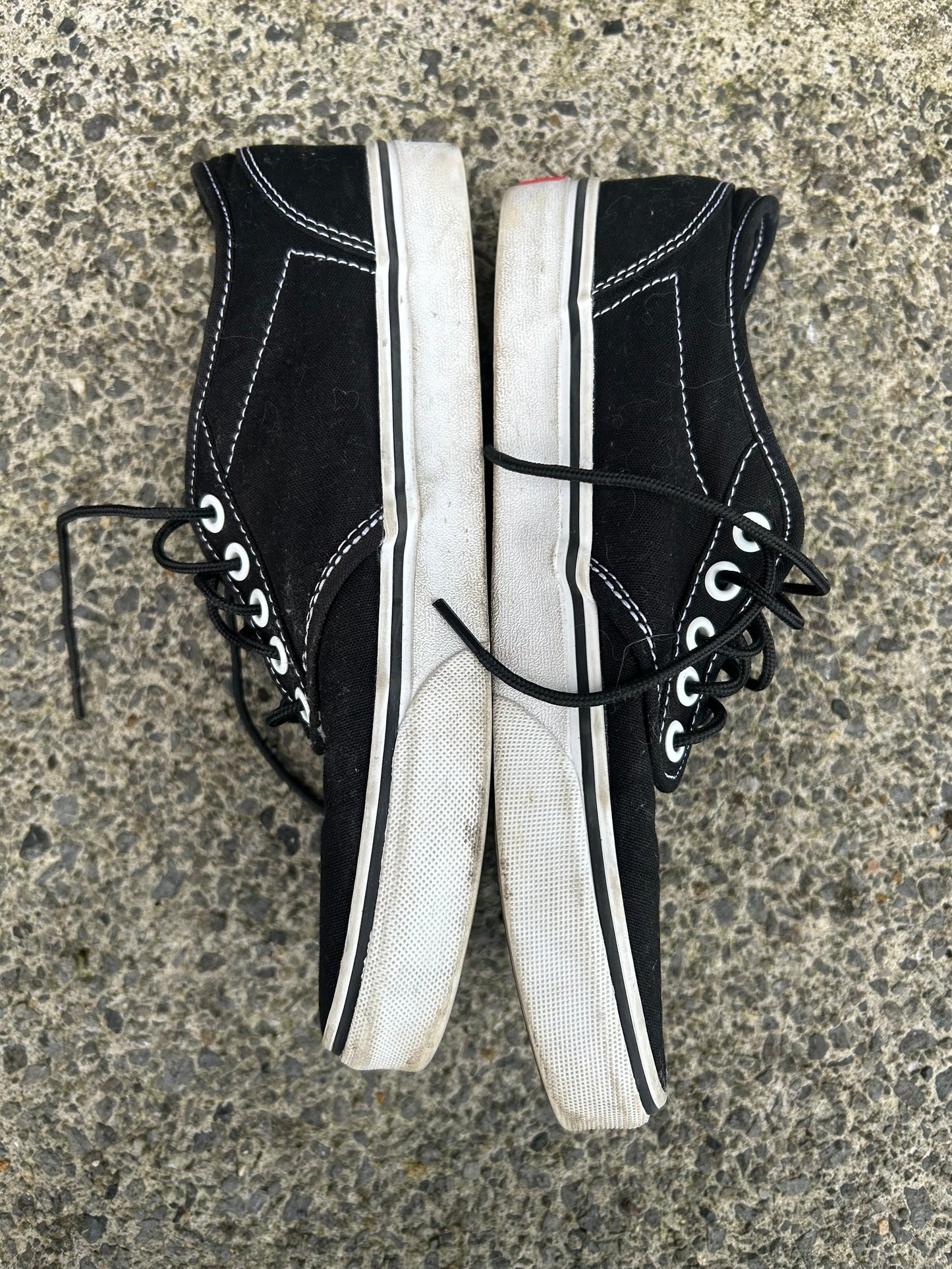 Black trainers uk 5 (eu 38)