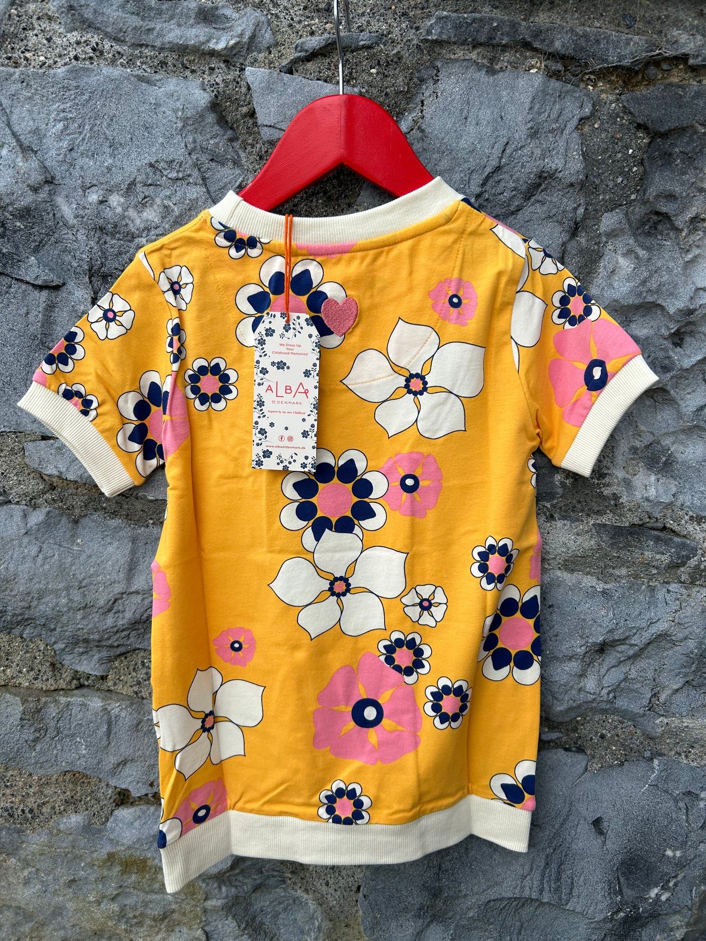 Yellow floral T-shirt 8y (128cm)