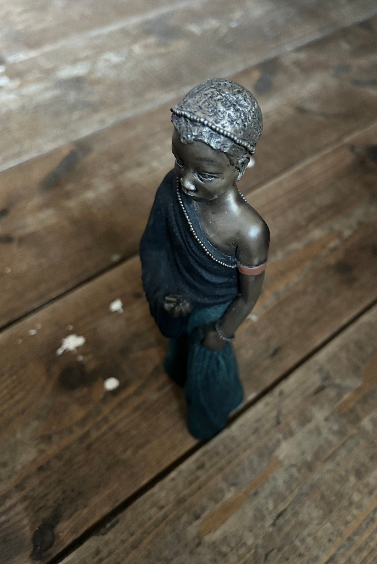 Nena- Sweet journey Small statue