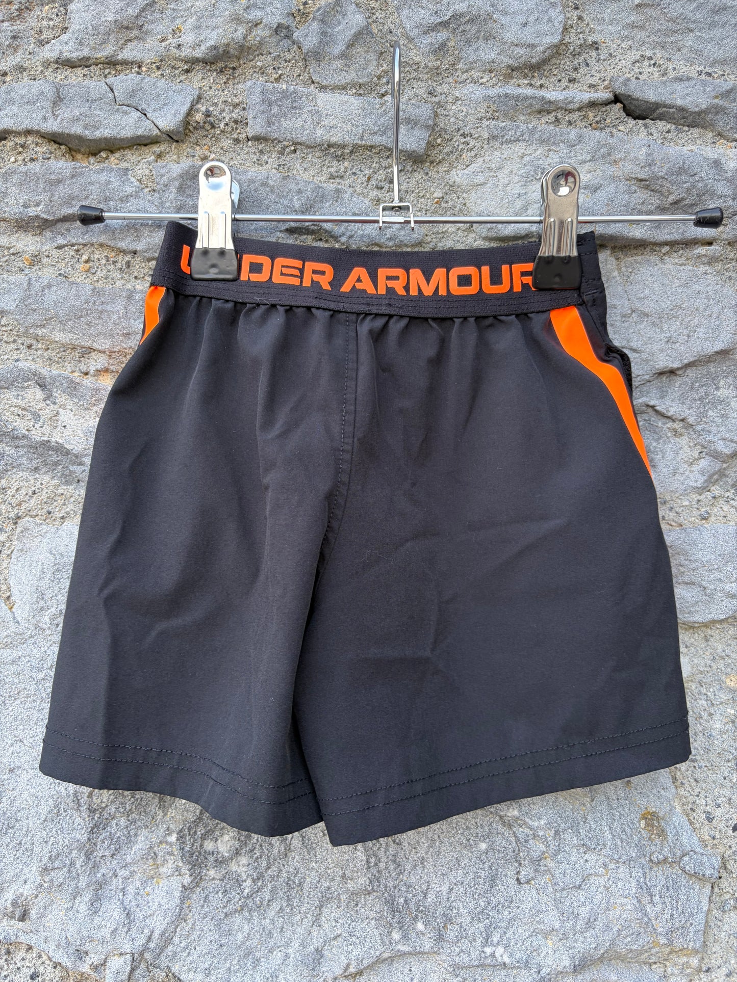 Black shorts 12-18m (80-86cm)