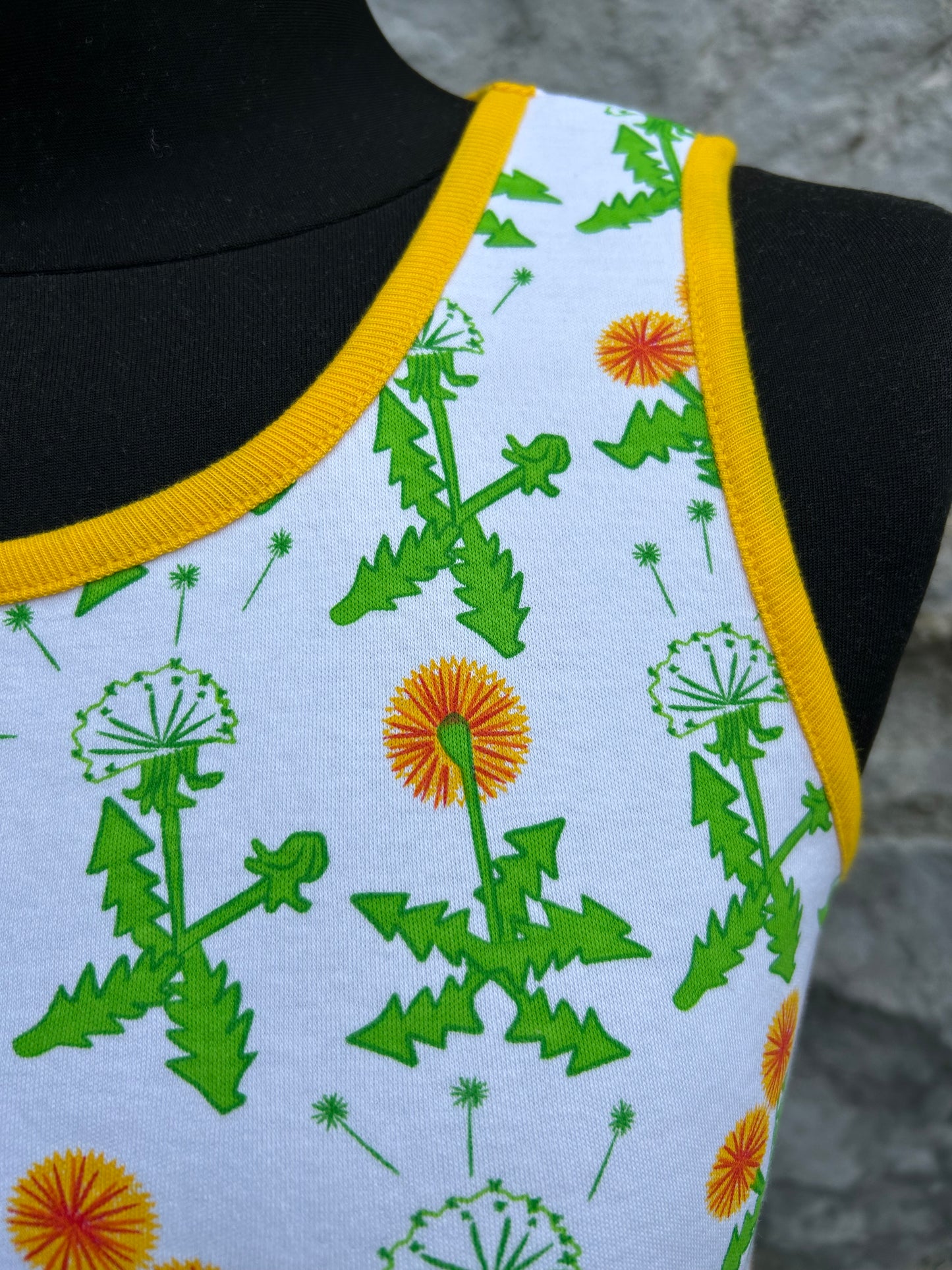 White dandelion gathered dress 12-13y (152-158cm)