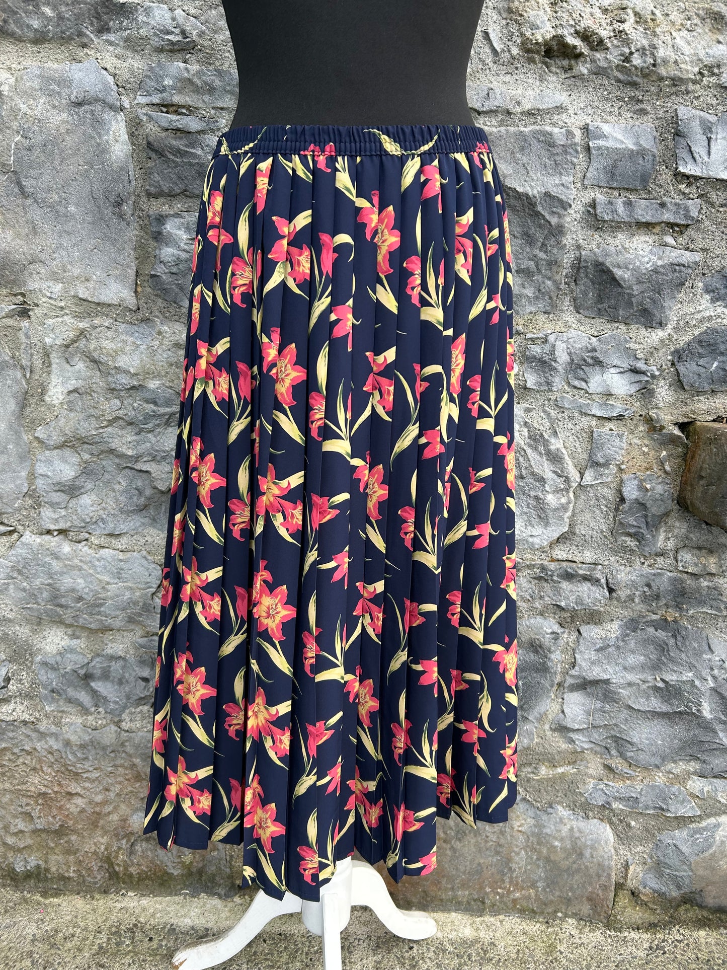 90s floral navy pleated skirt uk 12-14