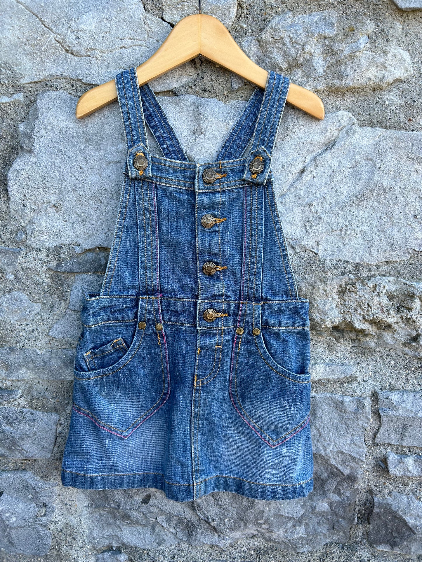 Denim pinafore 2-3y (92-98cm)