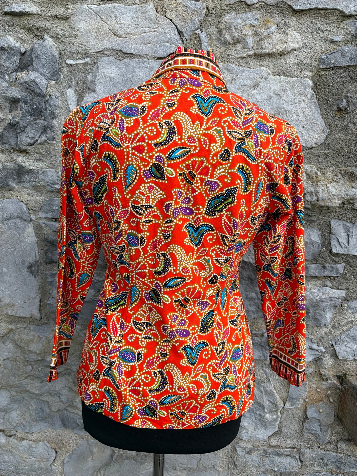 90s Singapore Red Paisley jacket uk 6-8