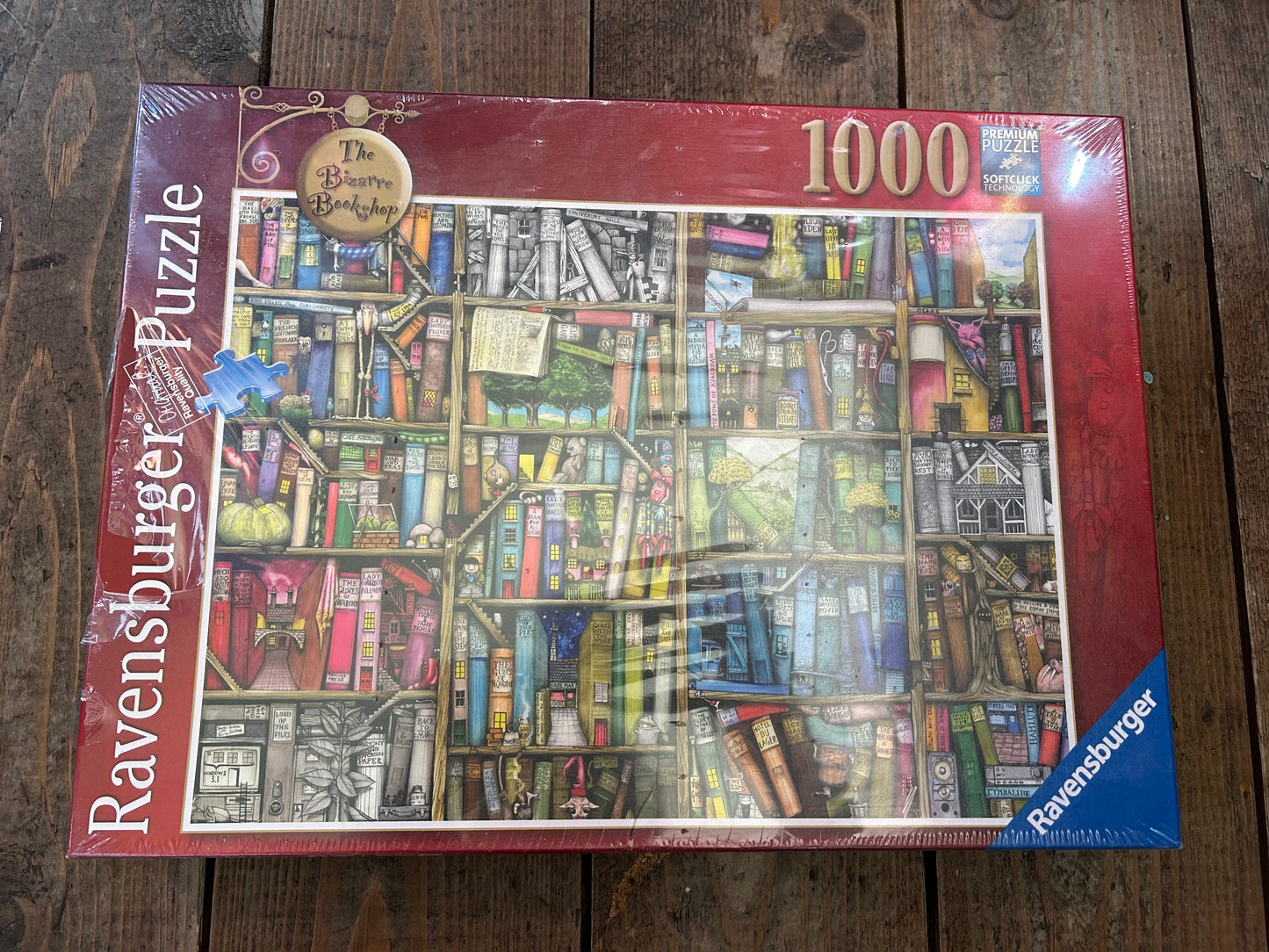 Books 1000 pieces puzzle