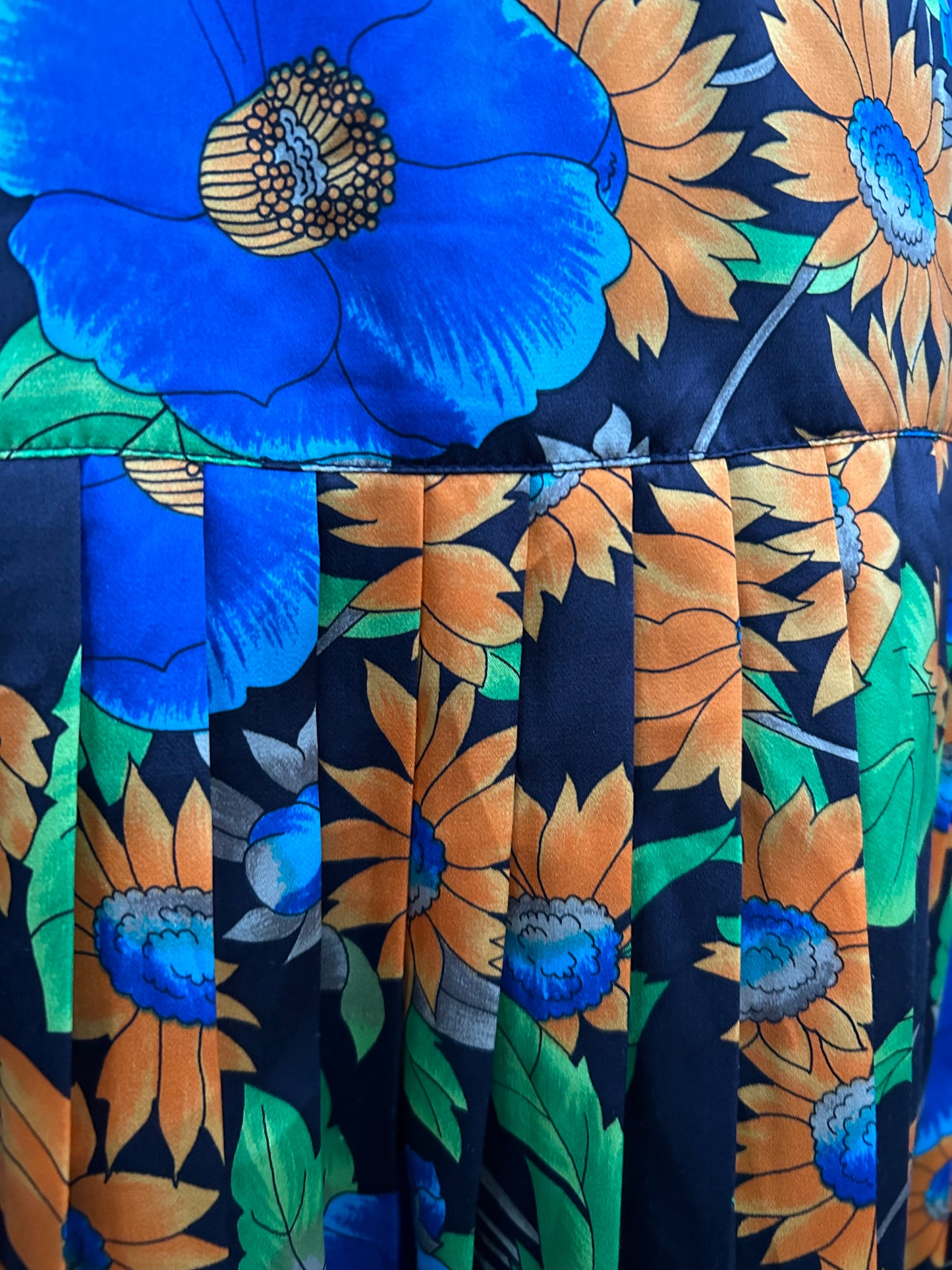 90s orange and blue pleated skirt uk 8-10