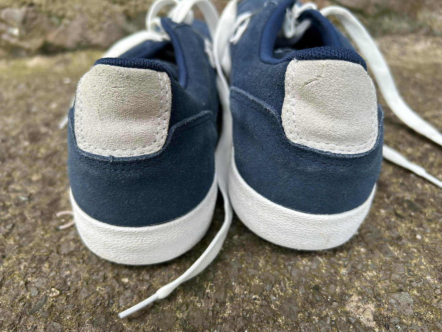 Navy & White Net Star Classic Trainers uk 8.5 (eu 42.5)