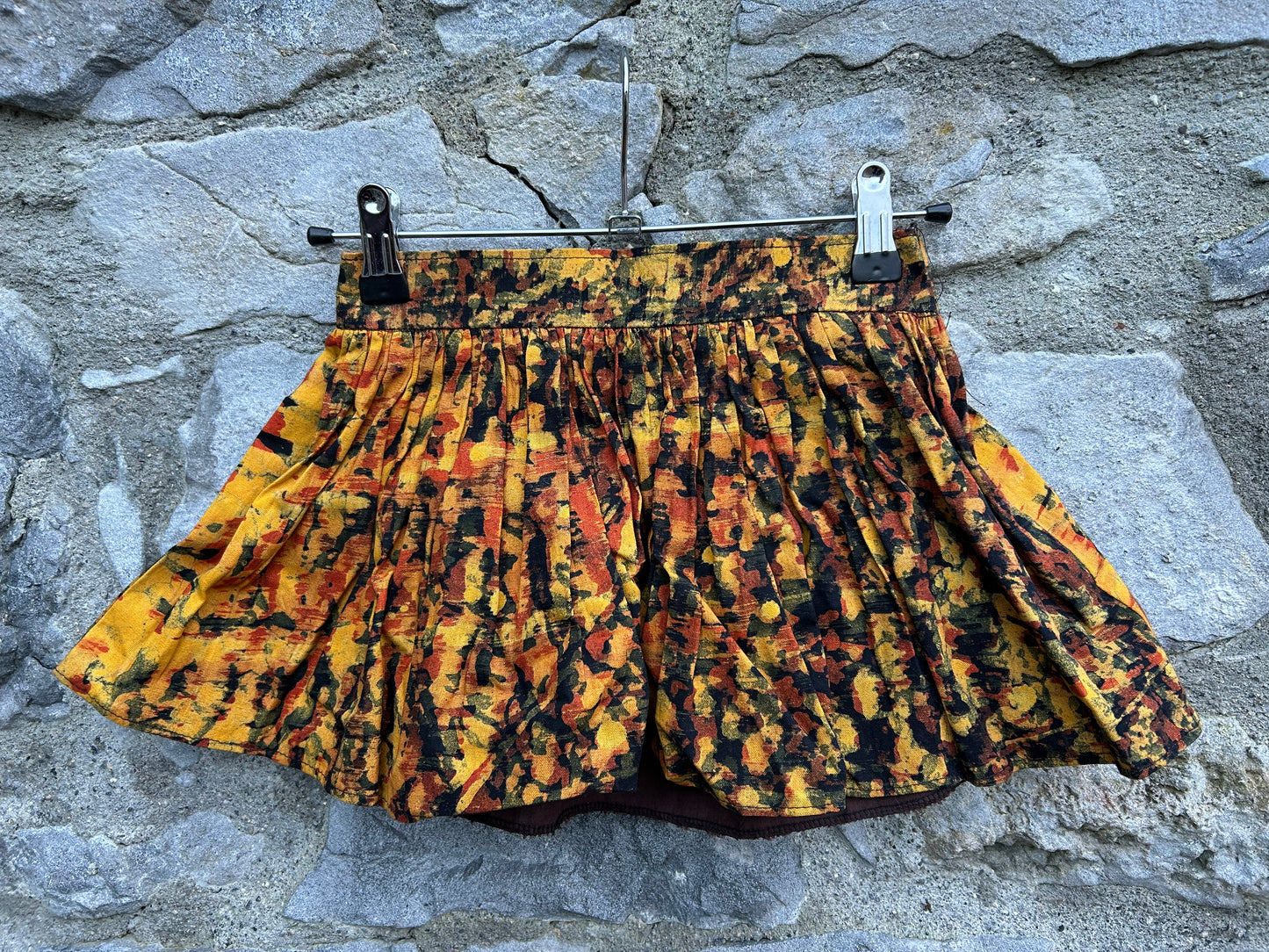 Orange&yellow abstract skirt 4-5y (104-110cm)