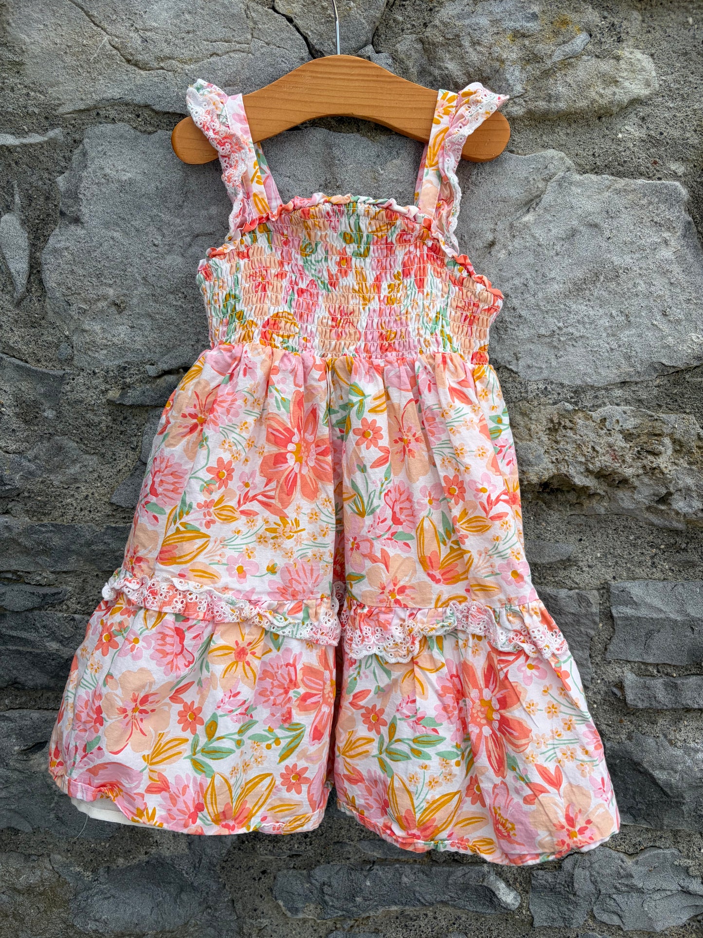 Floral tiered dress 3-4y (98-104cm)
