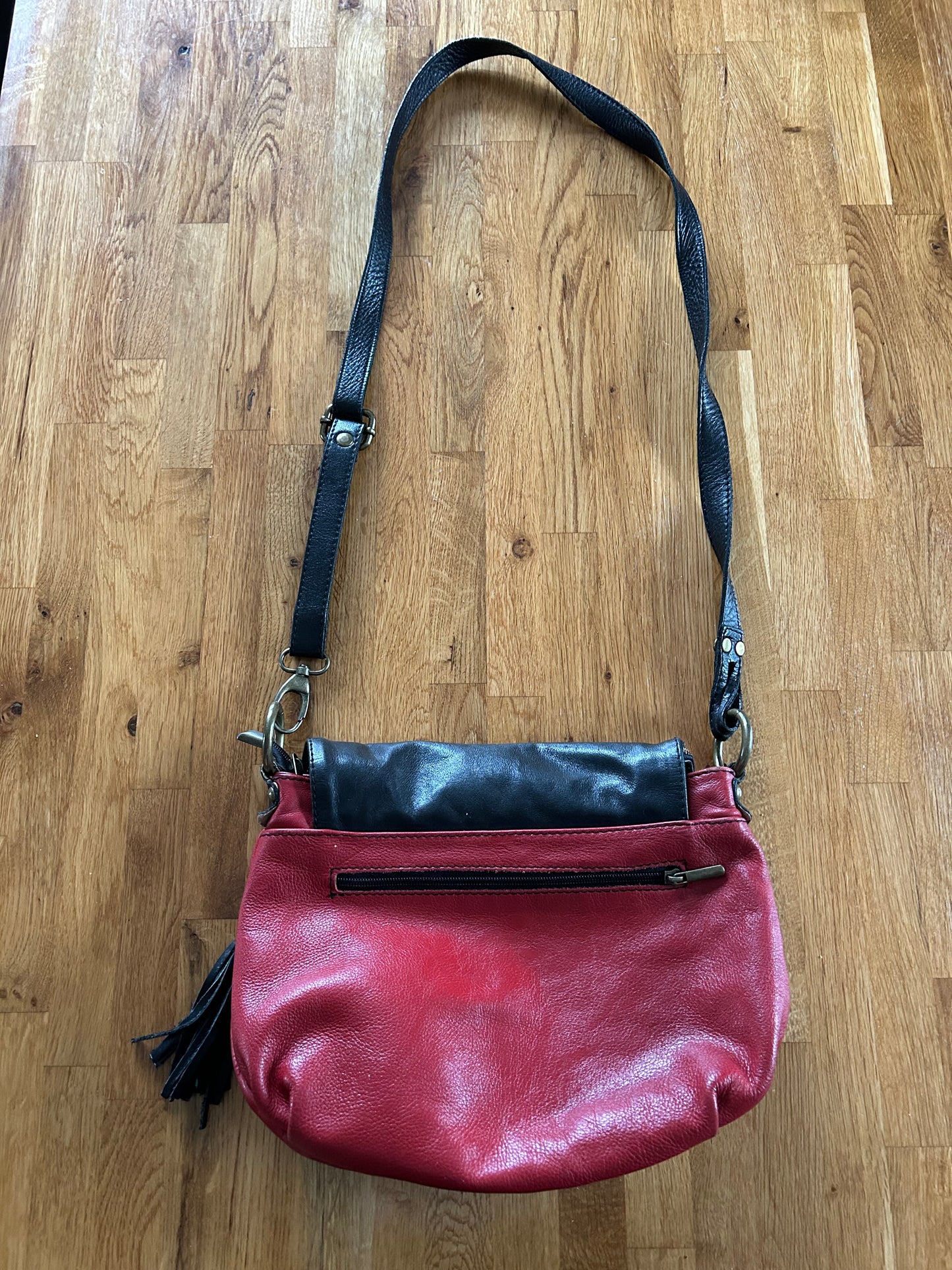 Red&black crossbody bag