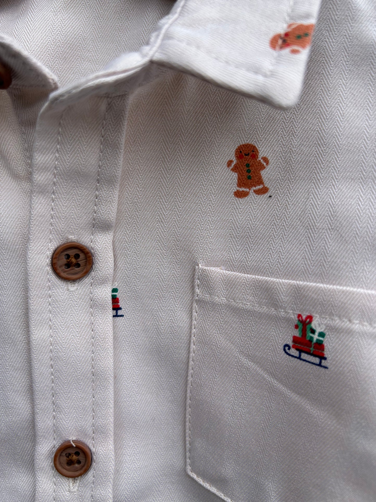 Christmas beige shirt 2-3y (92-98cm)