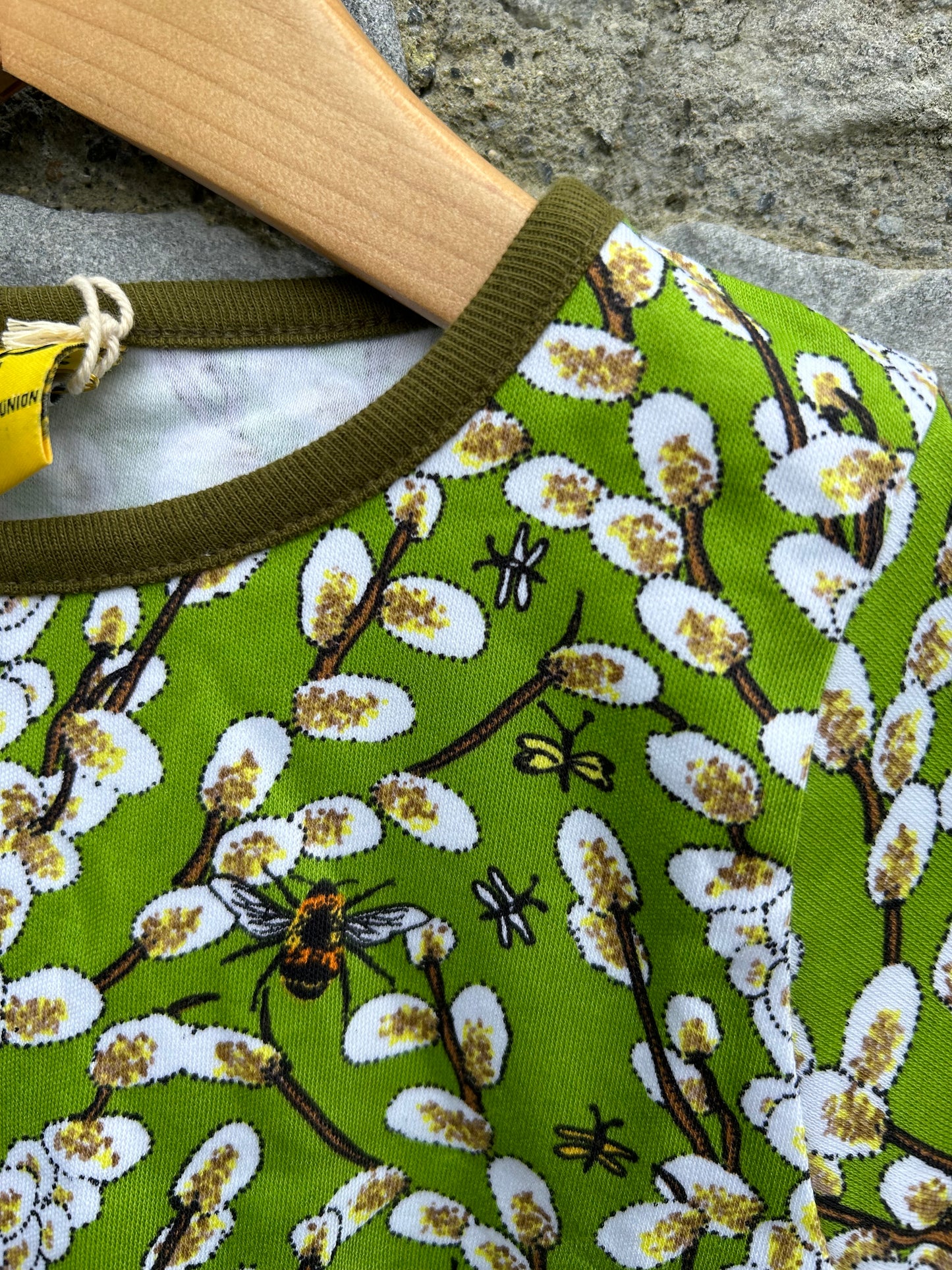 Green willow T-shirt 3y (98cm)