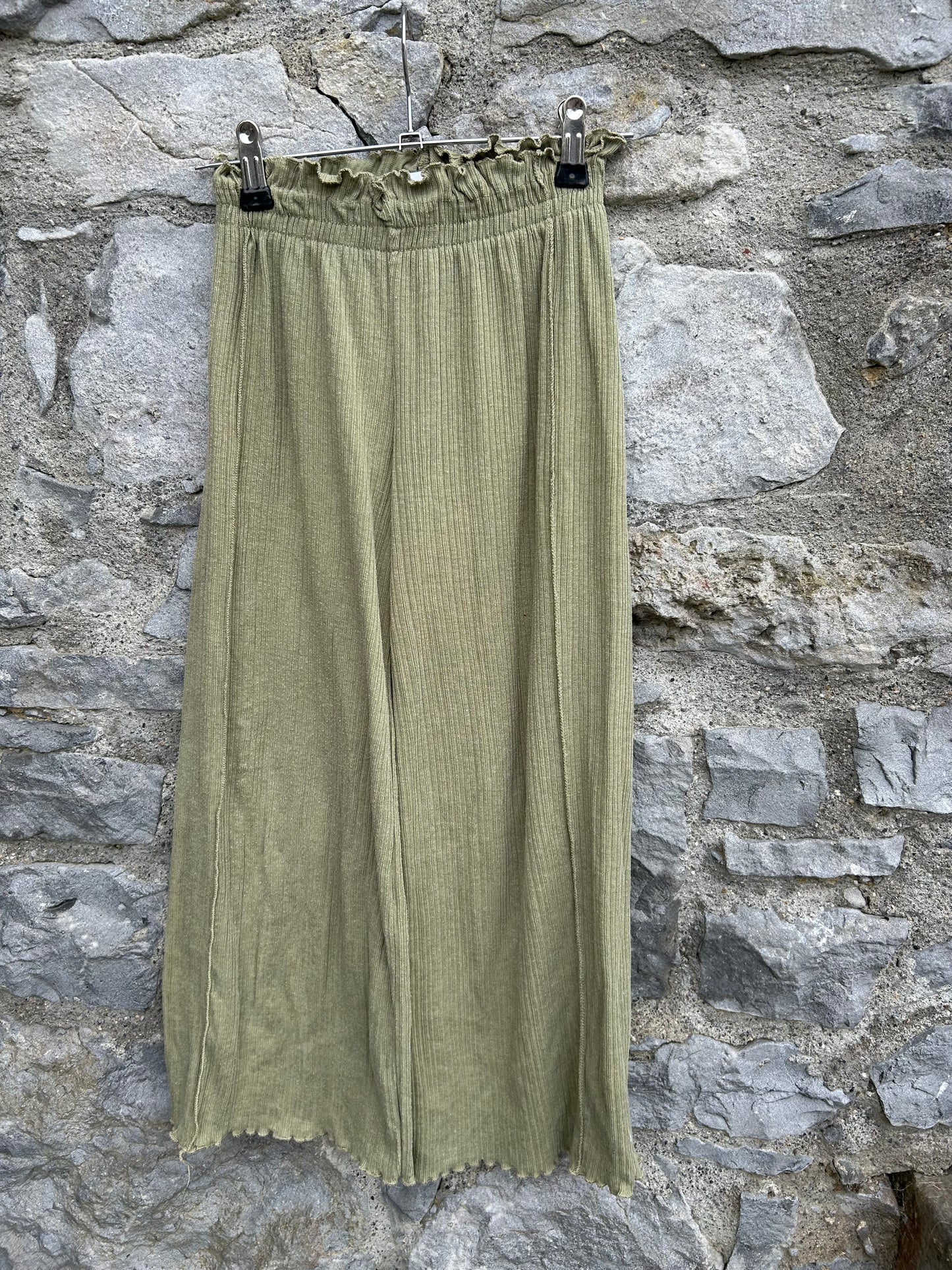 Khaki wrinkled relaxed pants 8-9y (128-134cm)