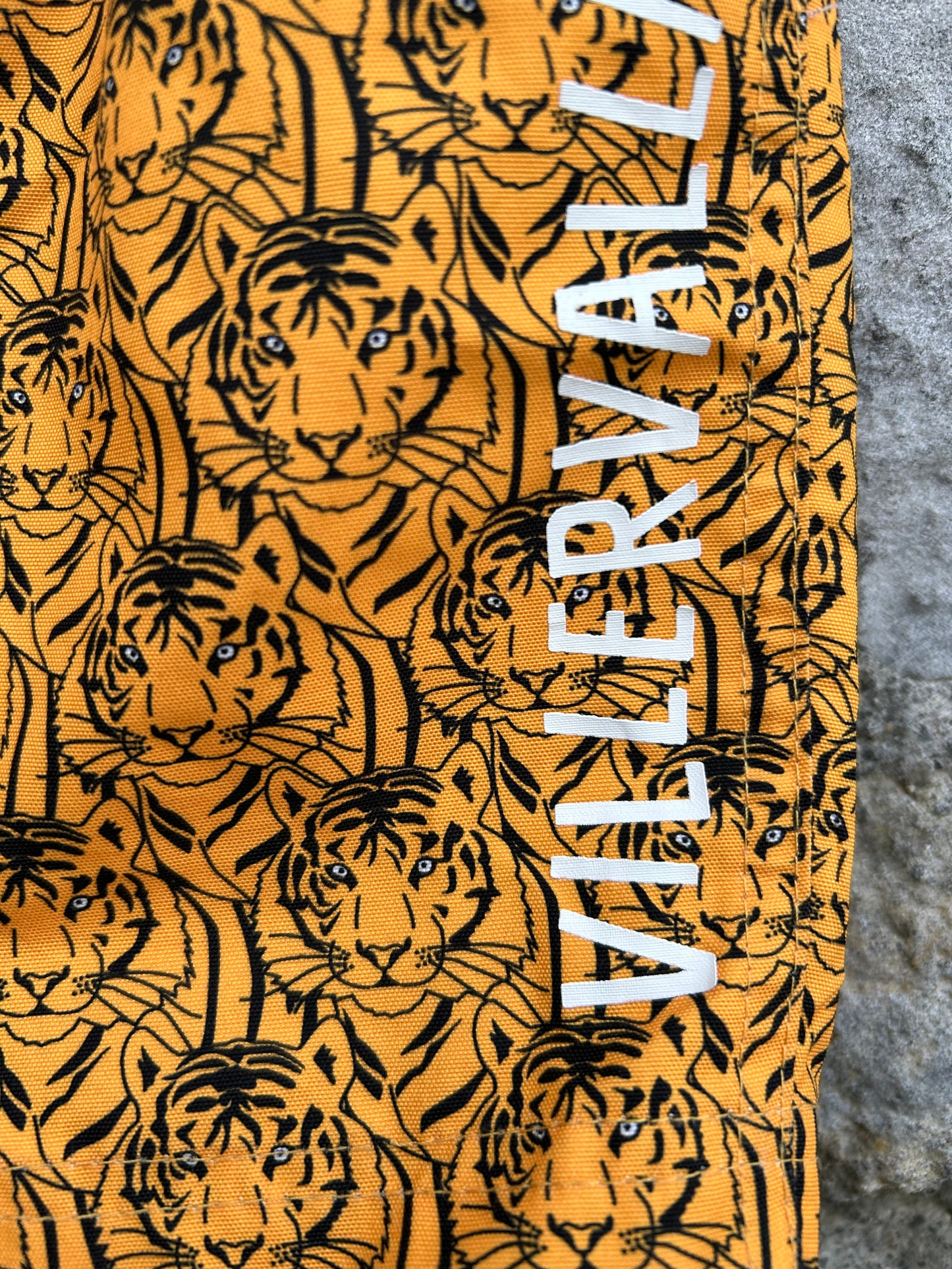 Mustard tiger shorts 18-24m (86-92cm)