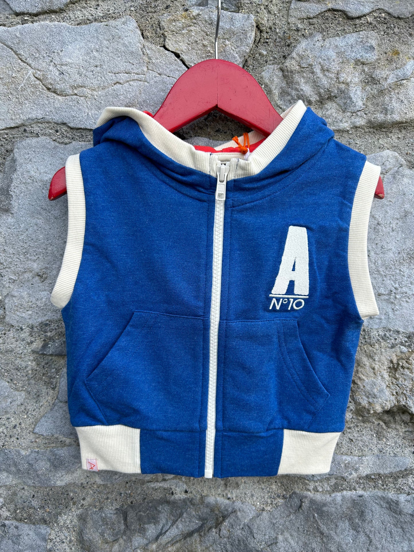 Blue hooded gilet 18m (86cm)