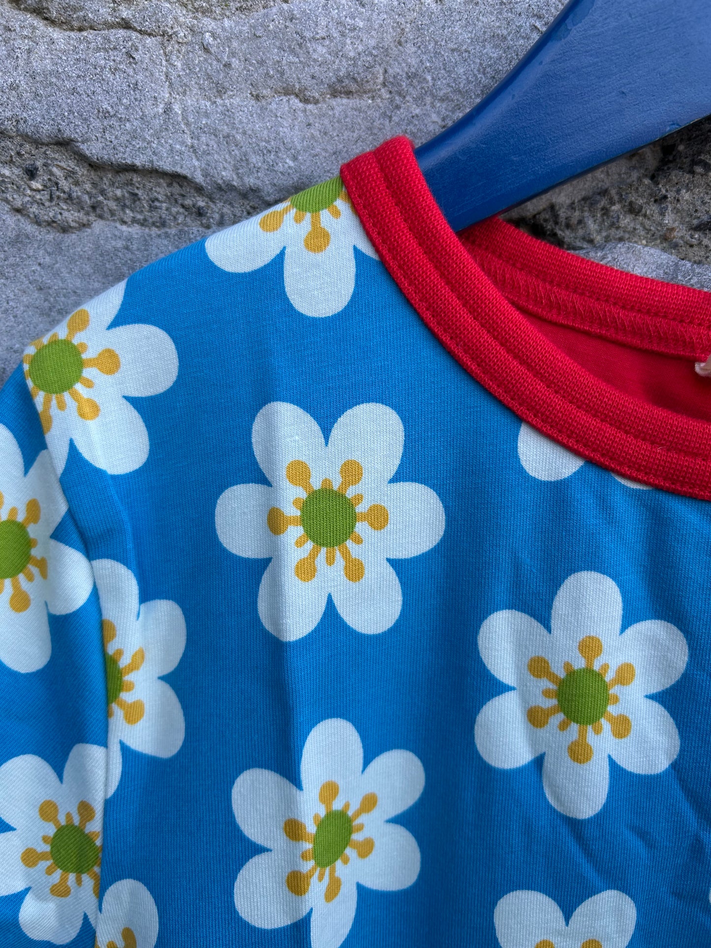 Blue anemone T-shirt 9-10y (134-140cm)
