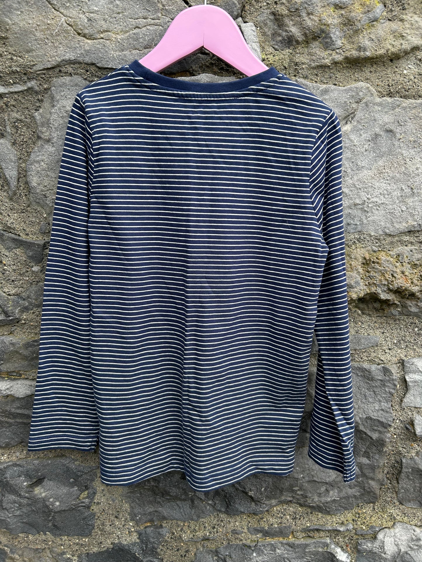 Navy stripy top 7y (122cm)