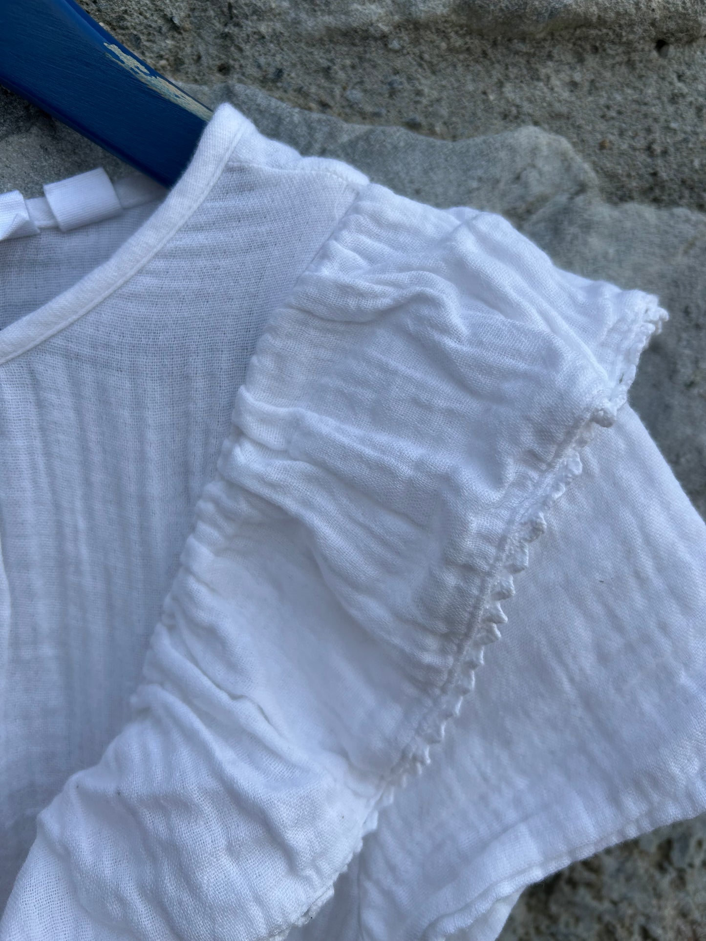 White dress 8-9y (128-134cm)