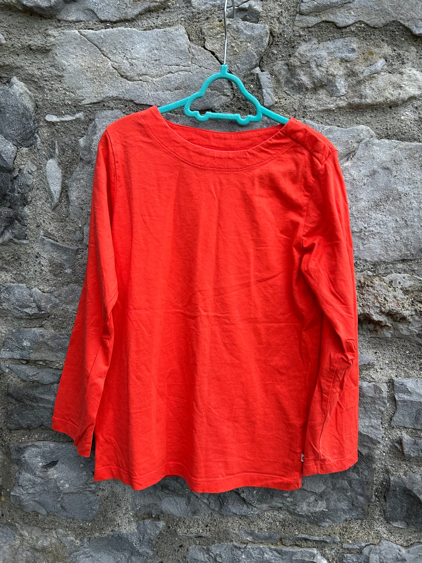 Deep orange top 7-8y (122-128cm)