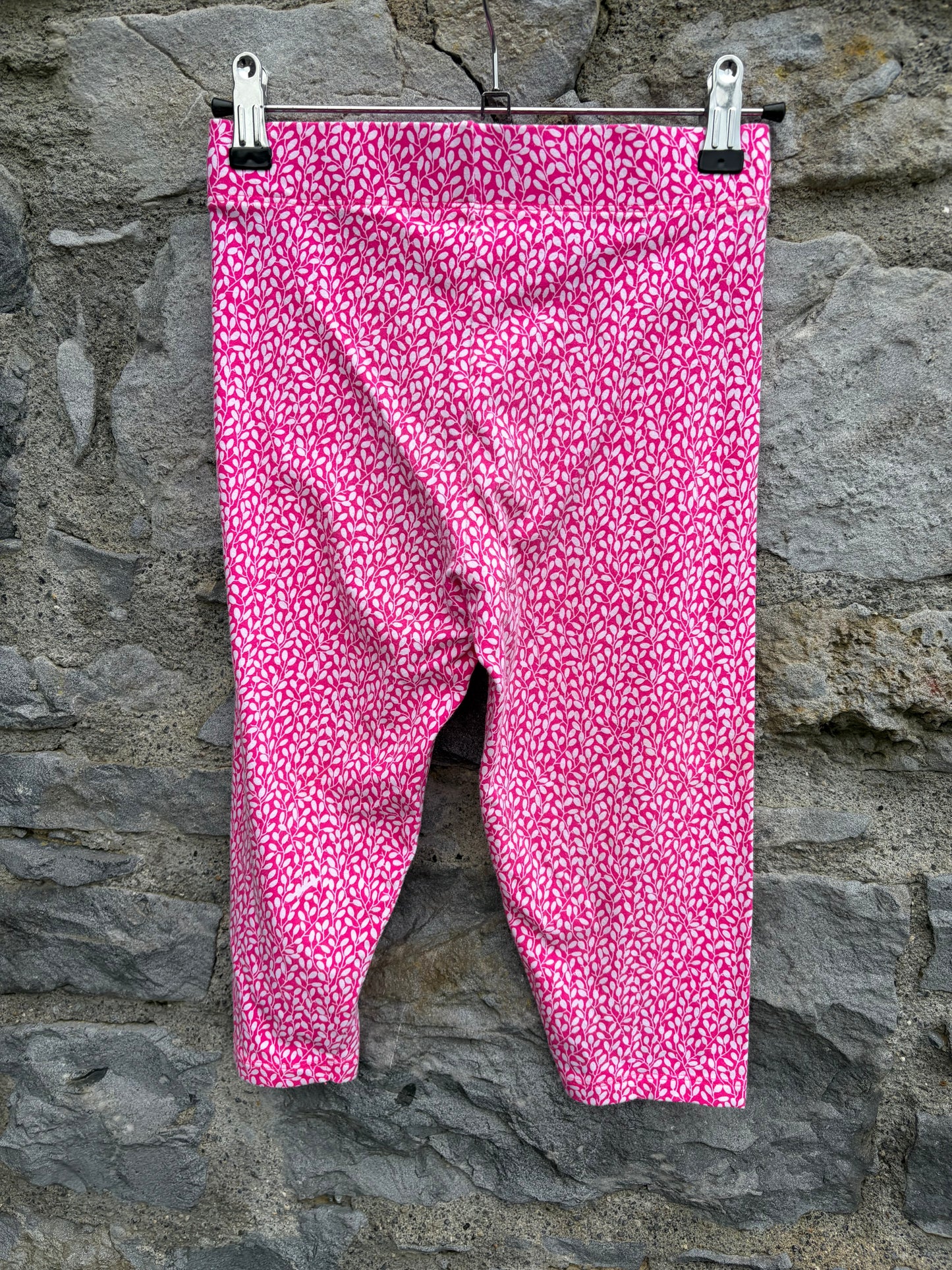 MB pink leaves short leggings 9-10y (134-140cm)
