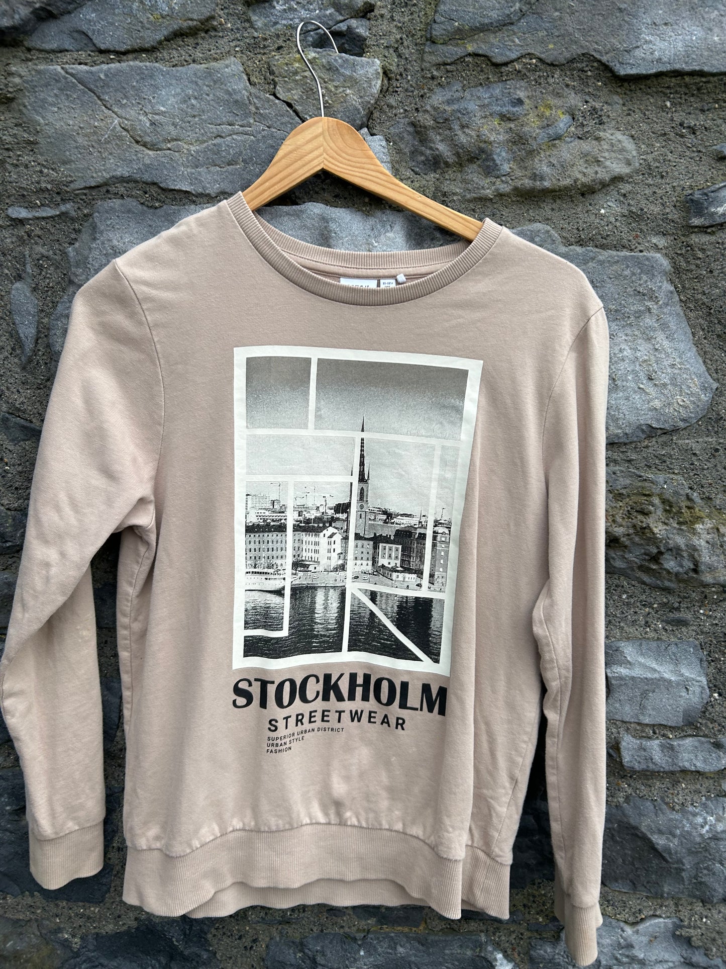 Stockholm beige sweatshirt 11-12y (146-152cm)