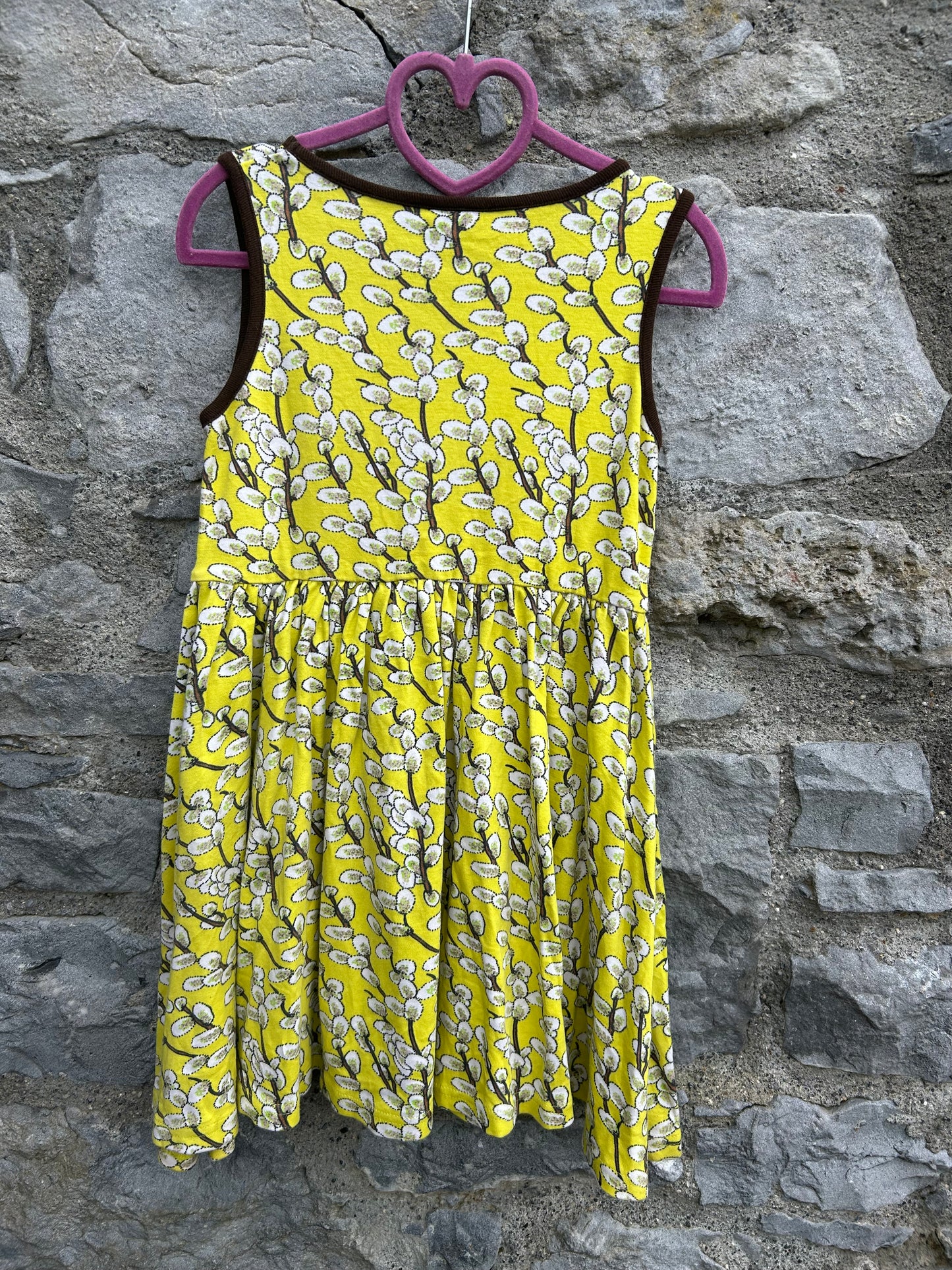 Yellow goat willow dress 6-7y (116-122cm)