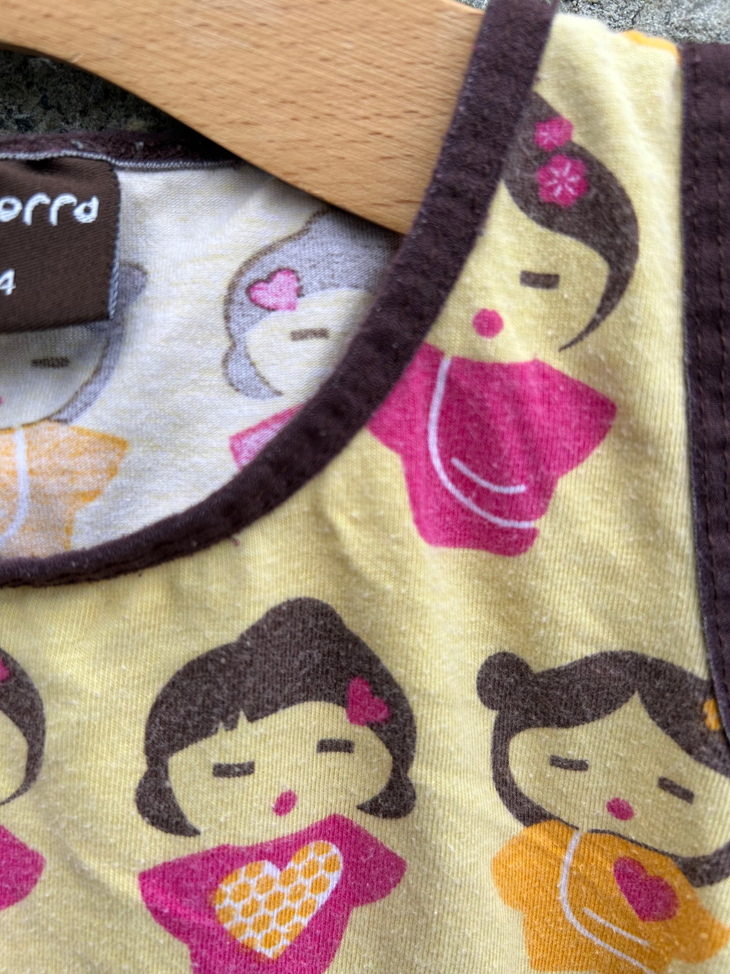 Japanese dolls tank top 3y (98cm)