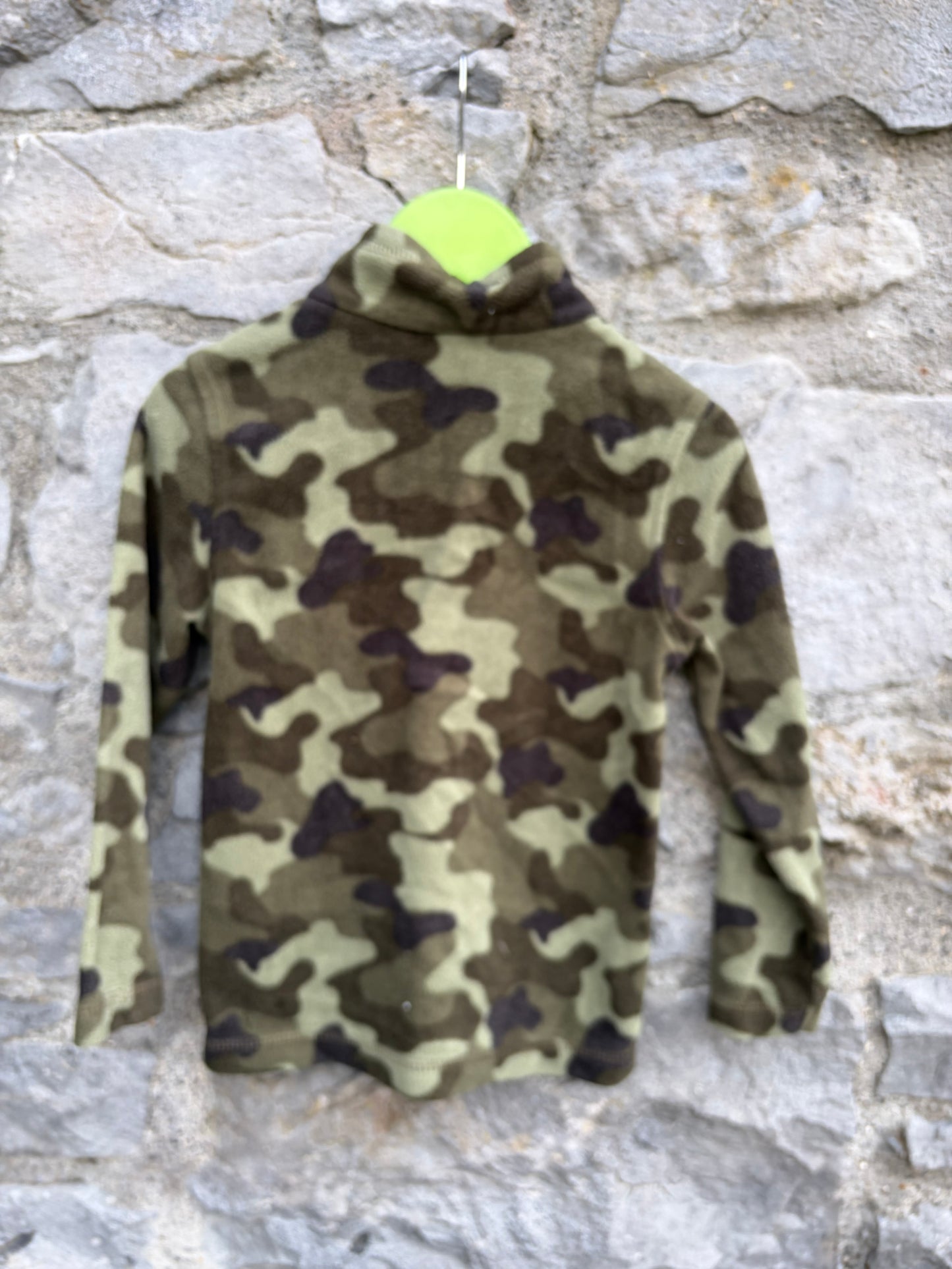 Camouflage khaki fleece 4-5y (110cm)