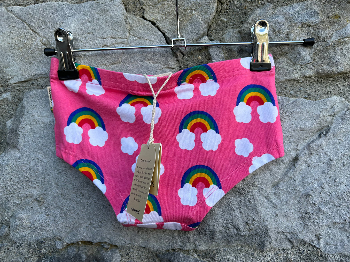 Pink rainbow briefs 5-6y (110-116cm)
