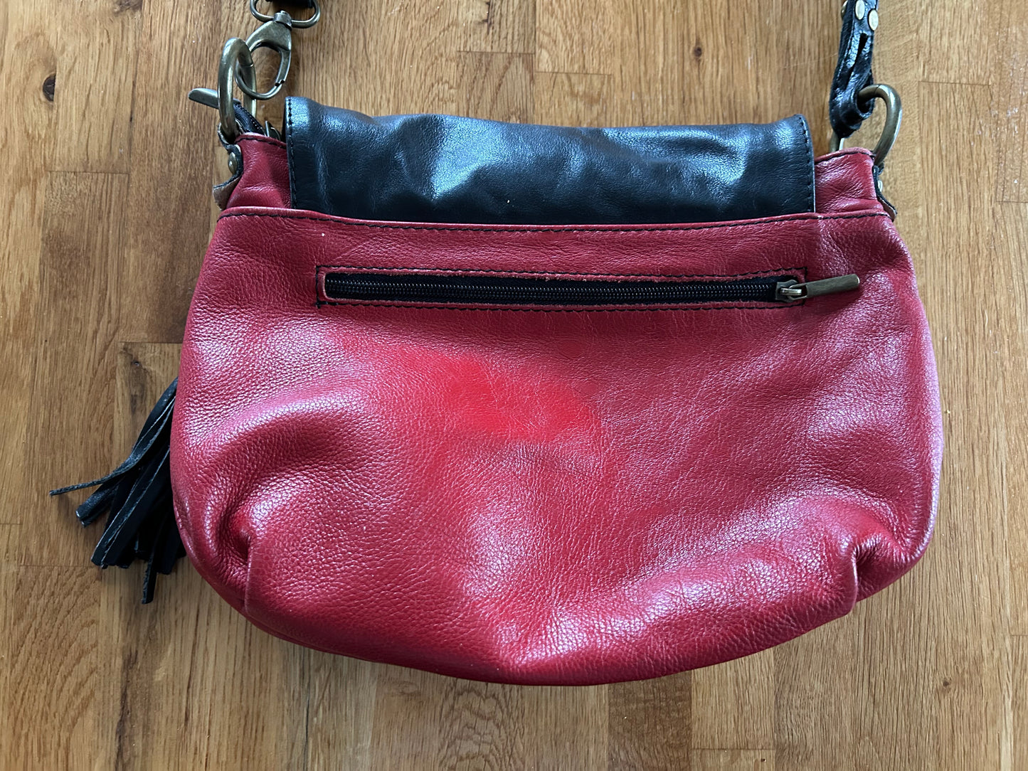 Red&black crossbody bag
