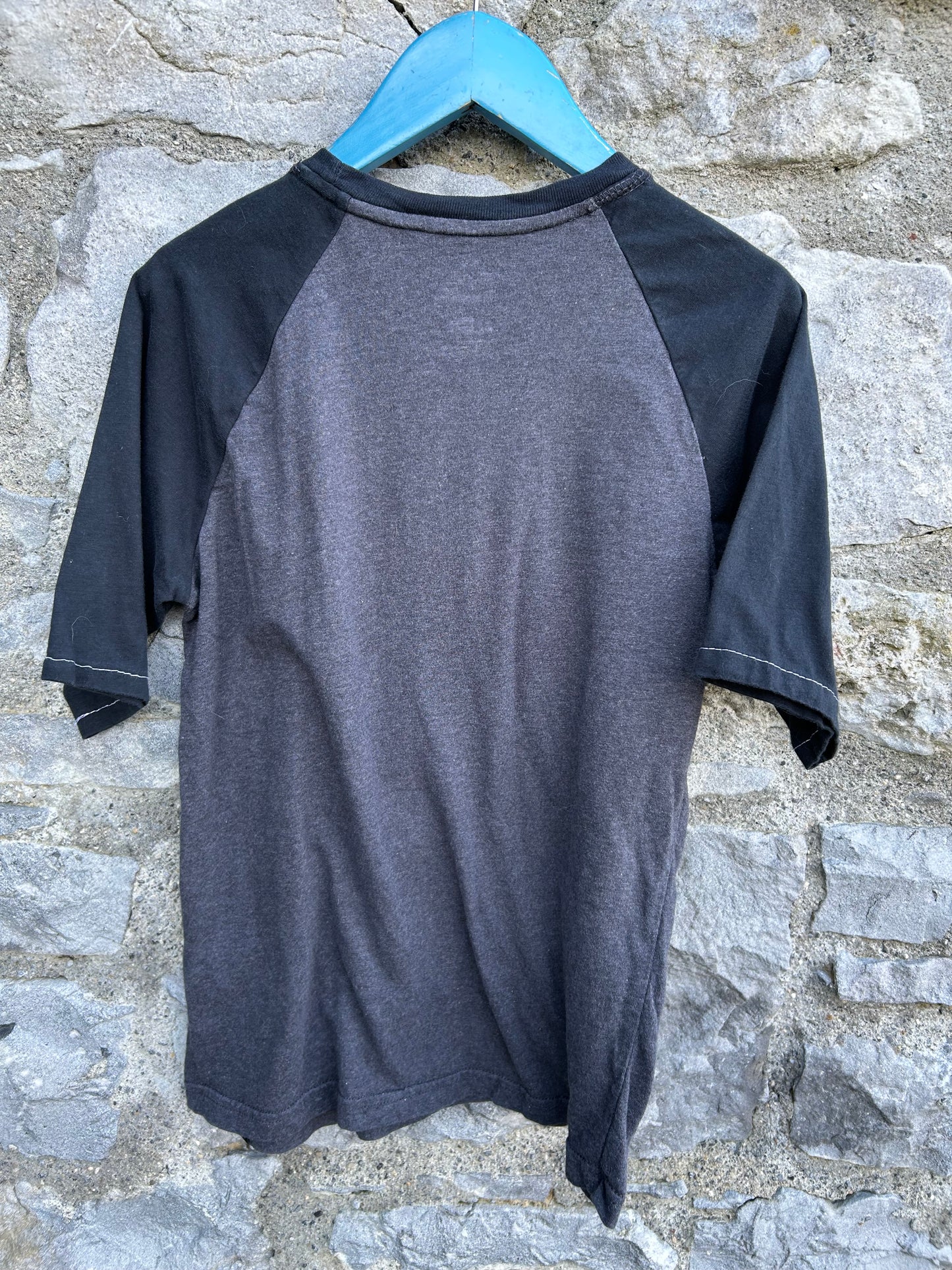 Grey raglan T-shirt 11-12y (146-152cm)