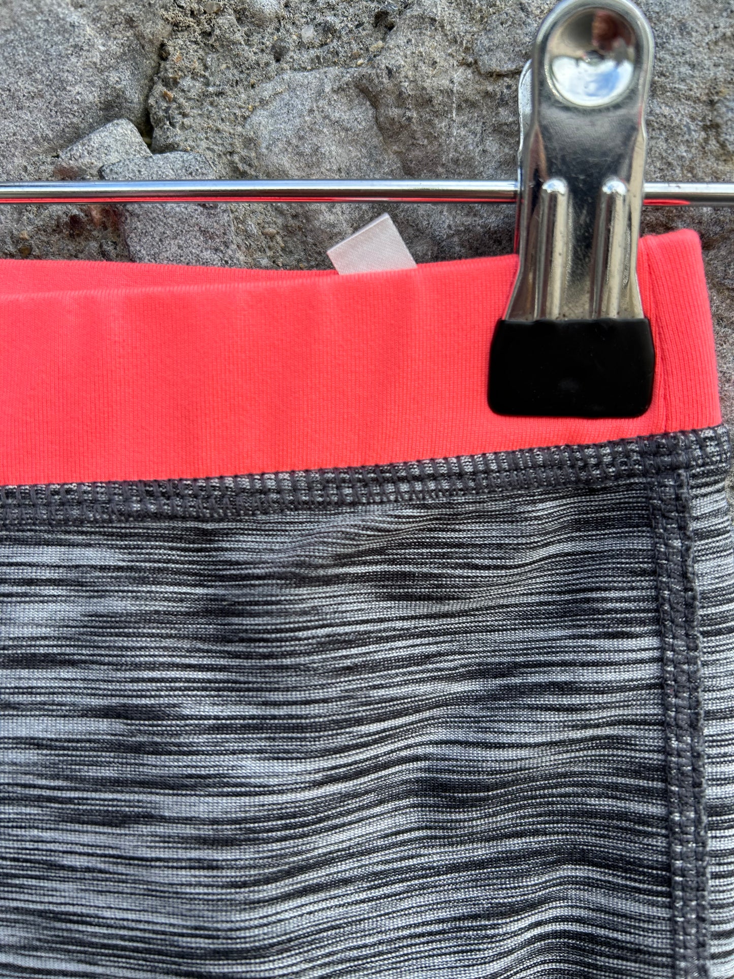 Grey cropped leggings 7-8y (122-128cm)
