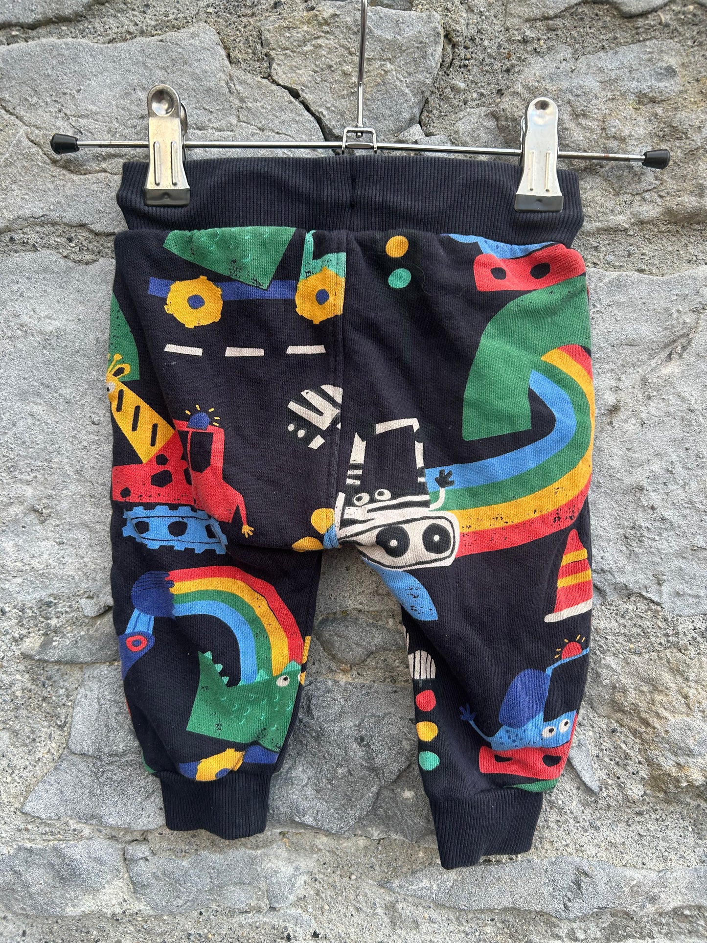 Rainbow diggers sweat pants 6-9m (68-74cm)