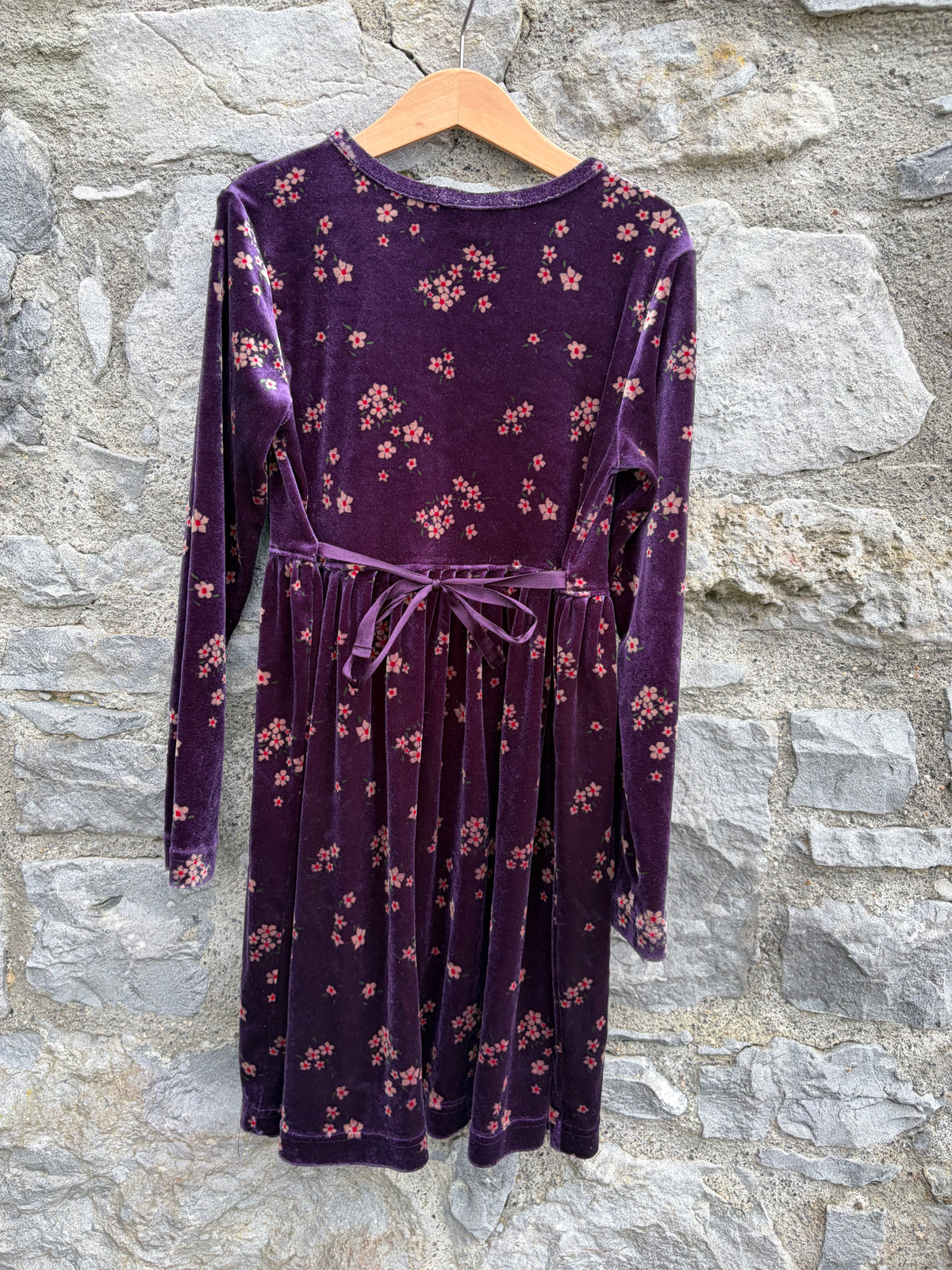 Purple floral velvet dress 7-8y (122-128cm)