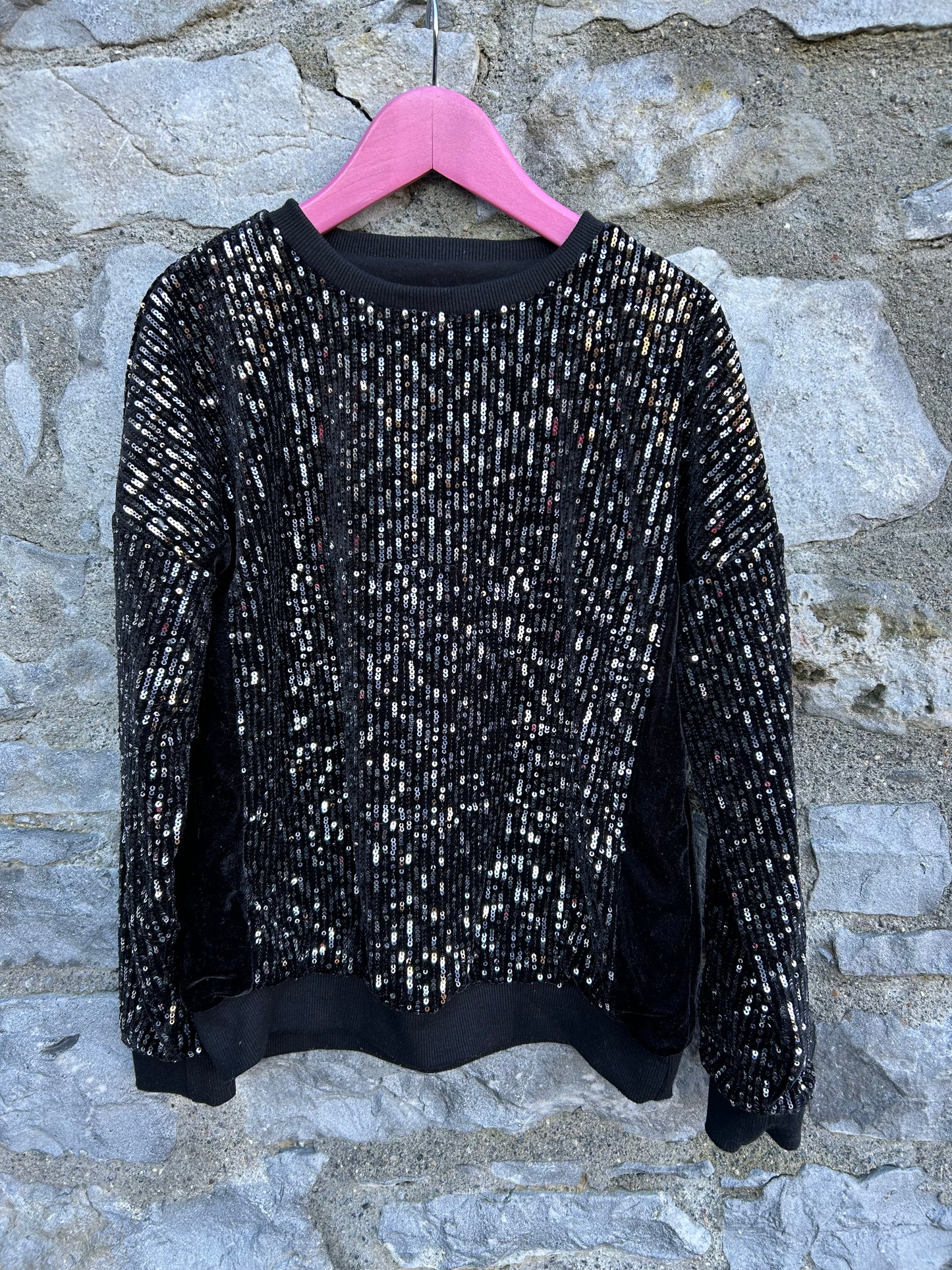 Sequin black sweatshirt 11-12y (146-152cm)