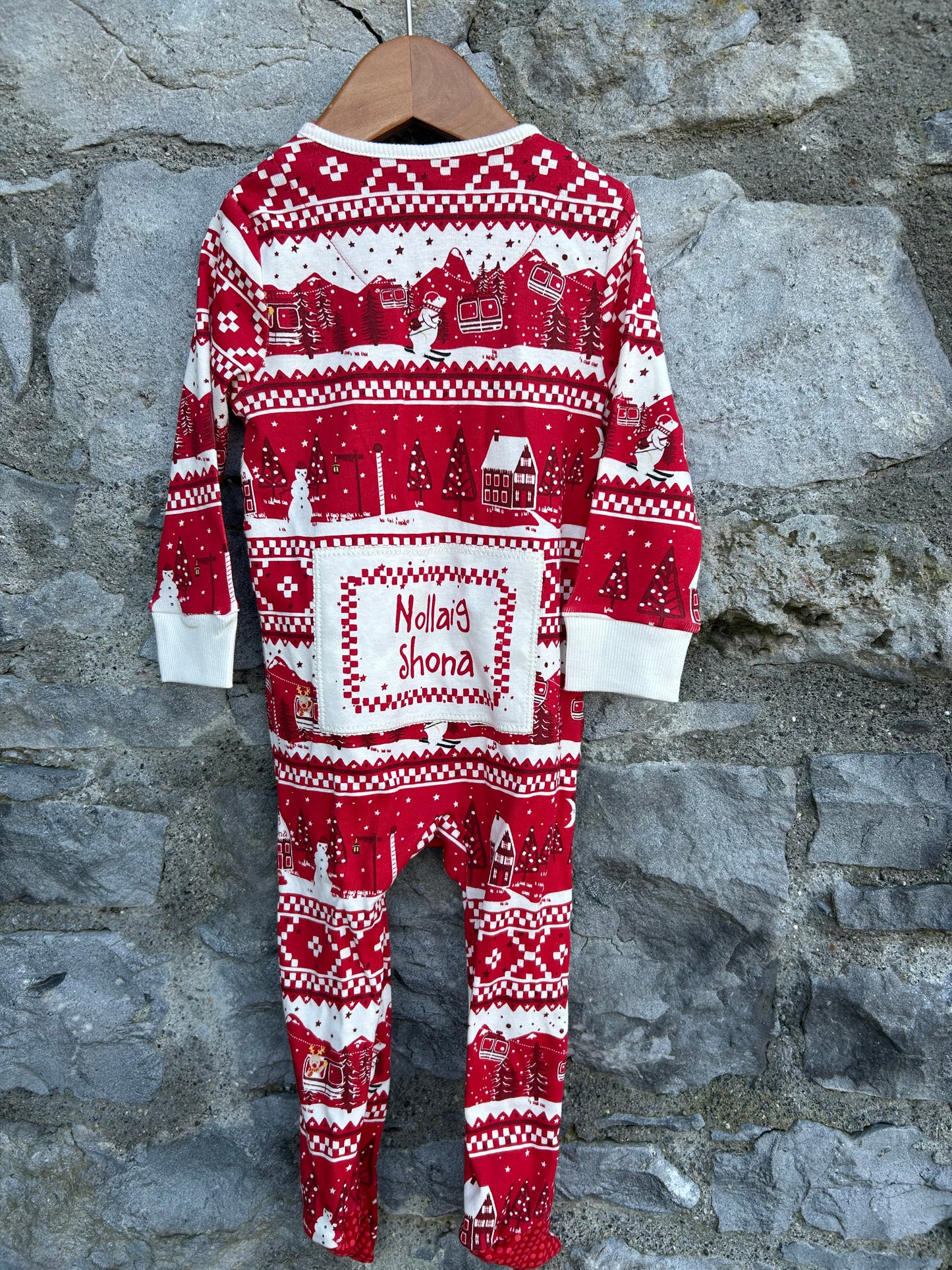 Red Nollaig Shona Christmas onesie 9-12m (74-80cm)