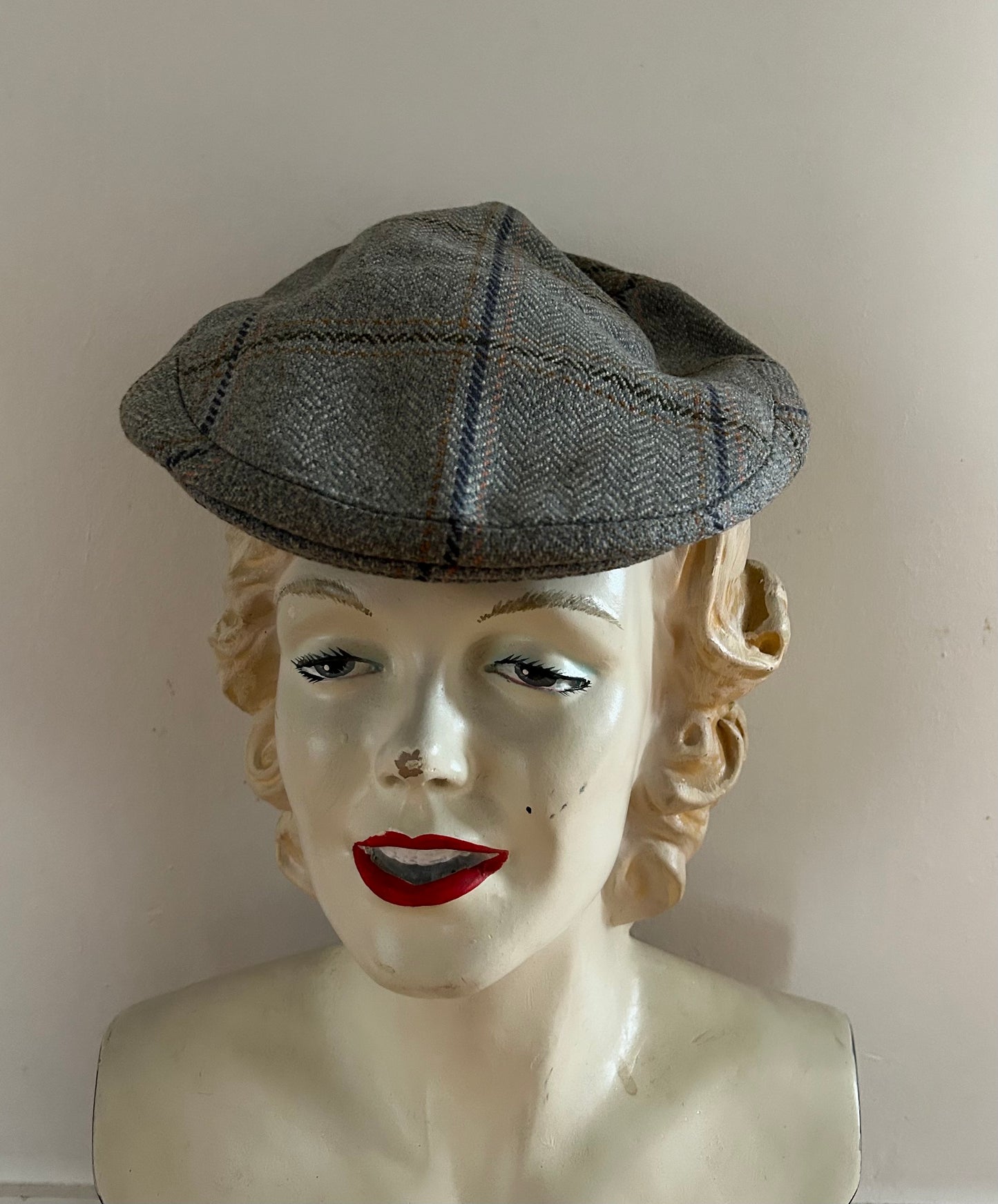 Grey woolly cap