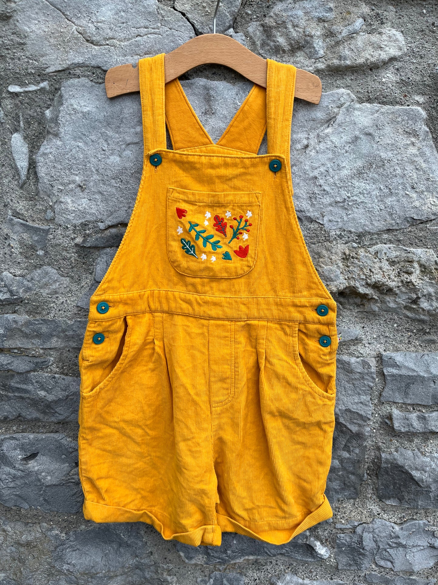 Mustard cord dungarees 8-9y (128-134cm)