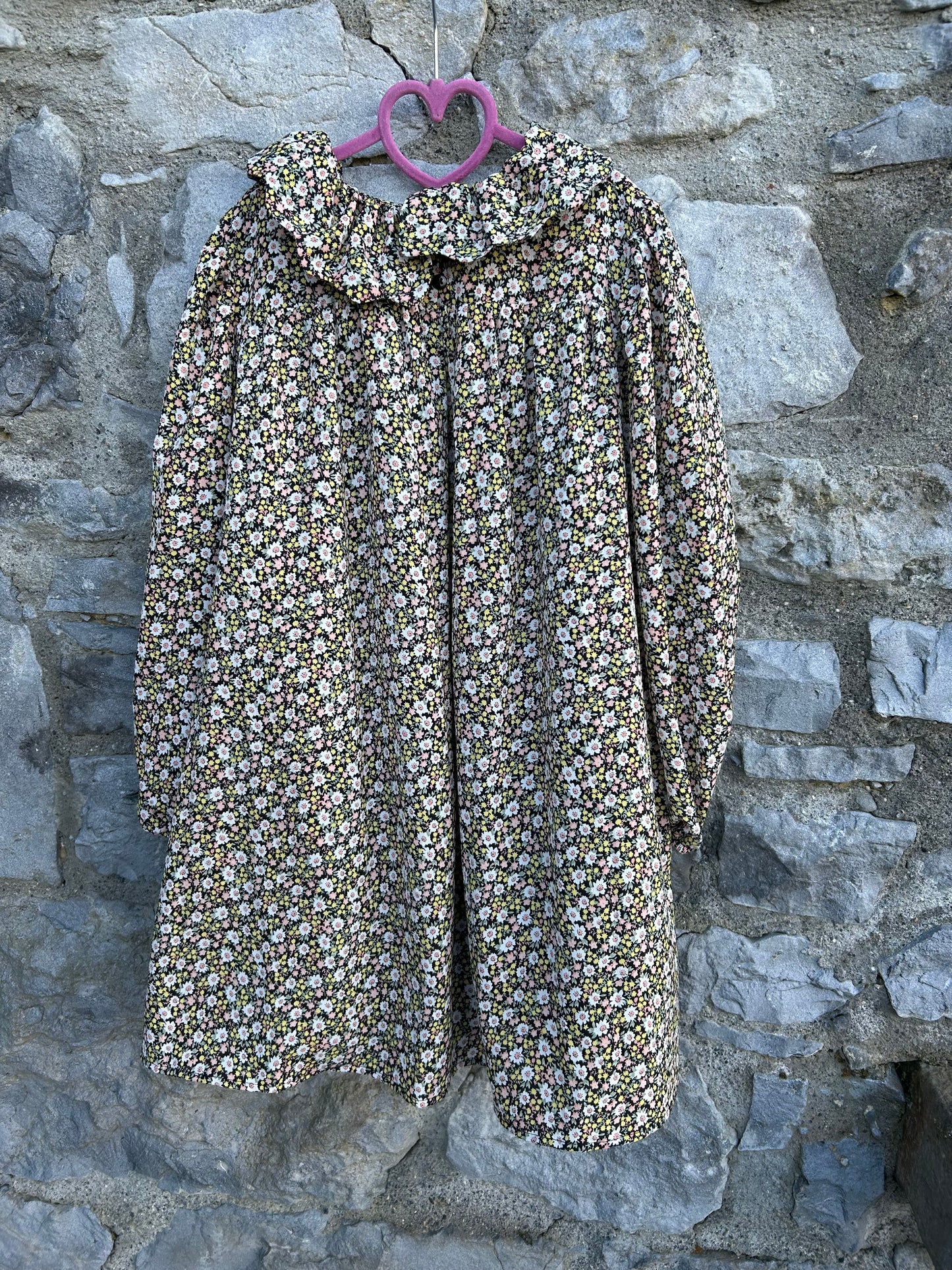 Daisies ruffle collar dress 9-10y (134-140cm)