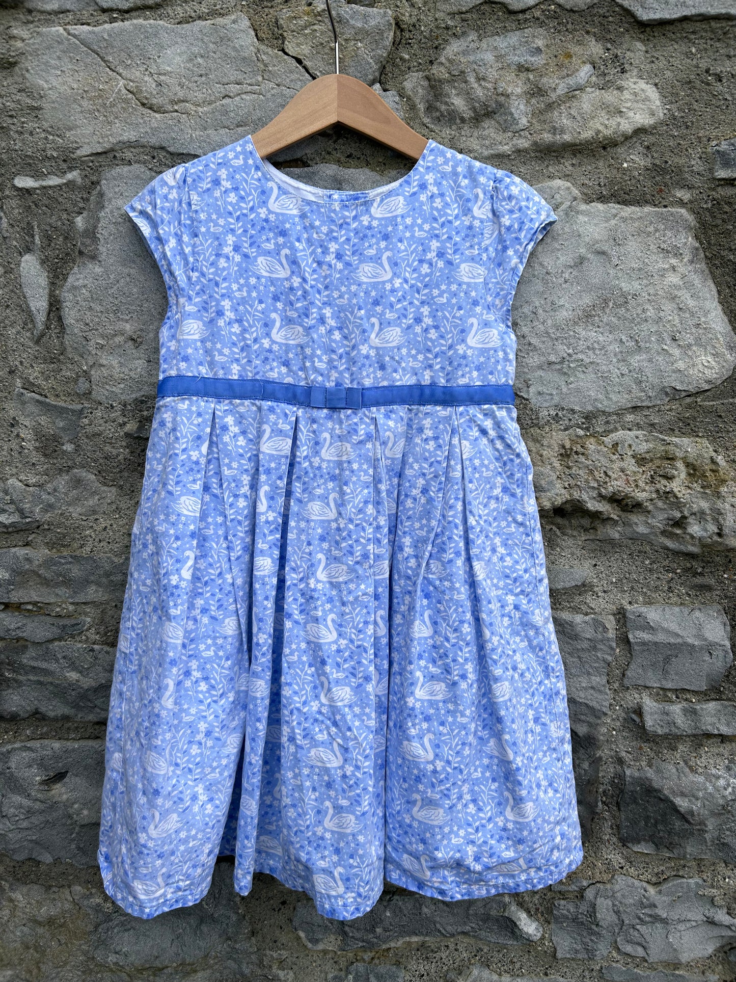 Swans blue dress 4-5y (104-110cm)